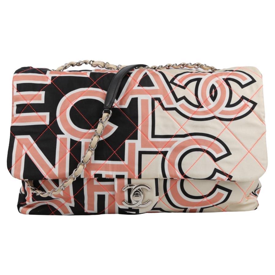 Women's Designer Chanel Classic XXL Travel Flap Bag For Sale at 1stDibs