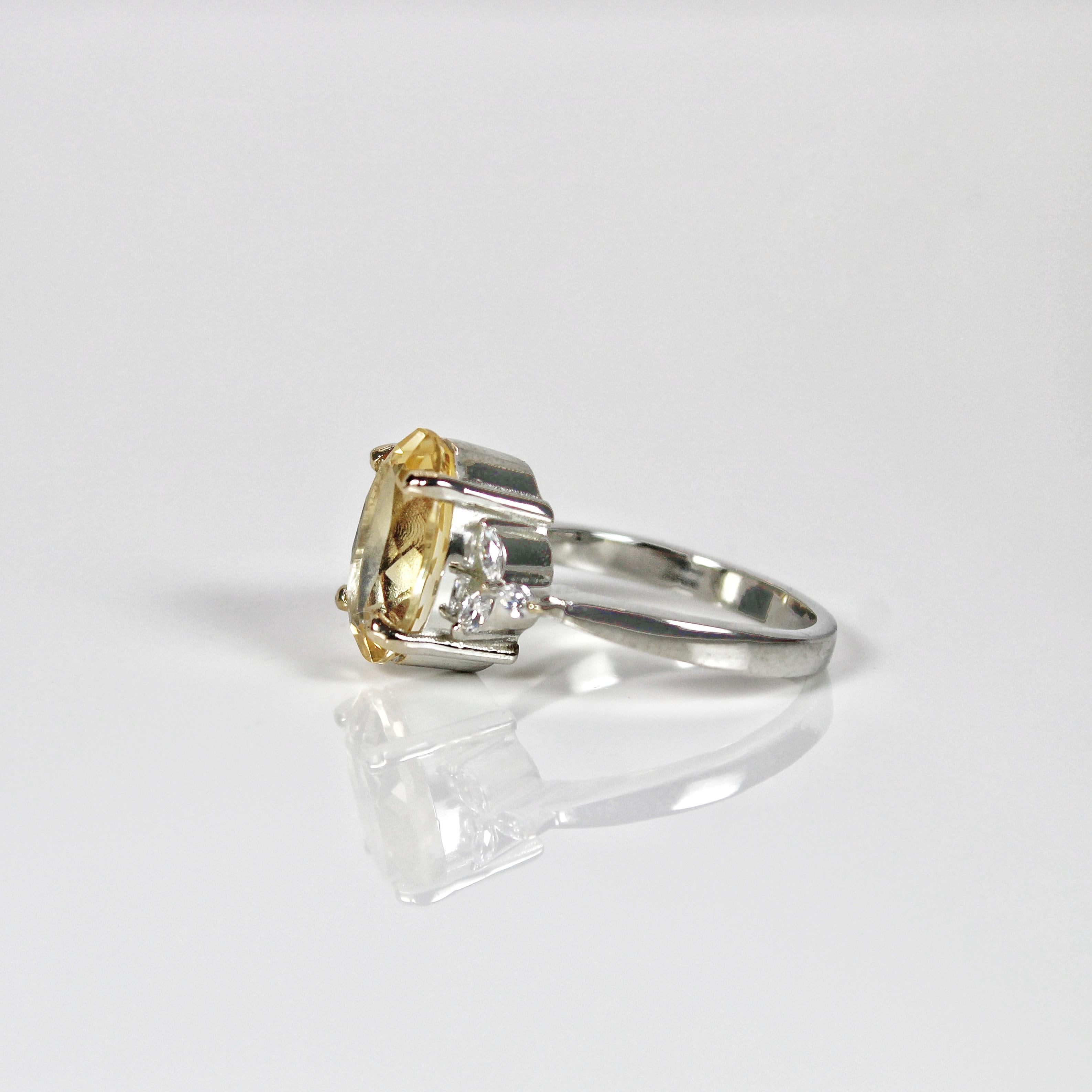 Designer Citrine Gemstone Ring In New Condition For Sale In Vadgam, GJ