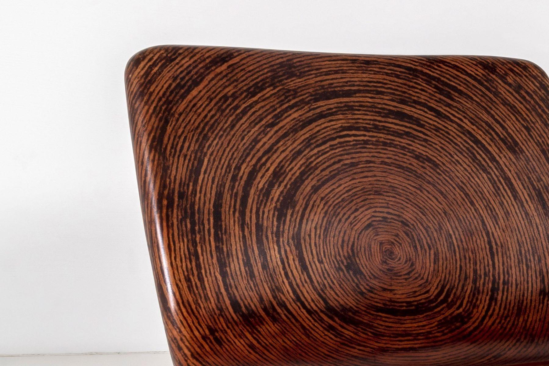 Designer Clayton Tugonon Kokosnuss Lounge Stuhl und Tisch Set  Von Snug (21. Jahrhundert und zeitgenössisch) im Angebot
