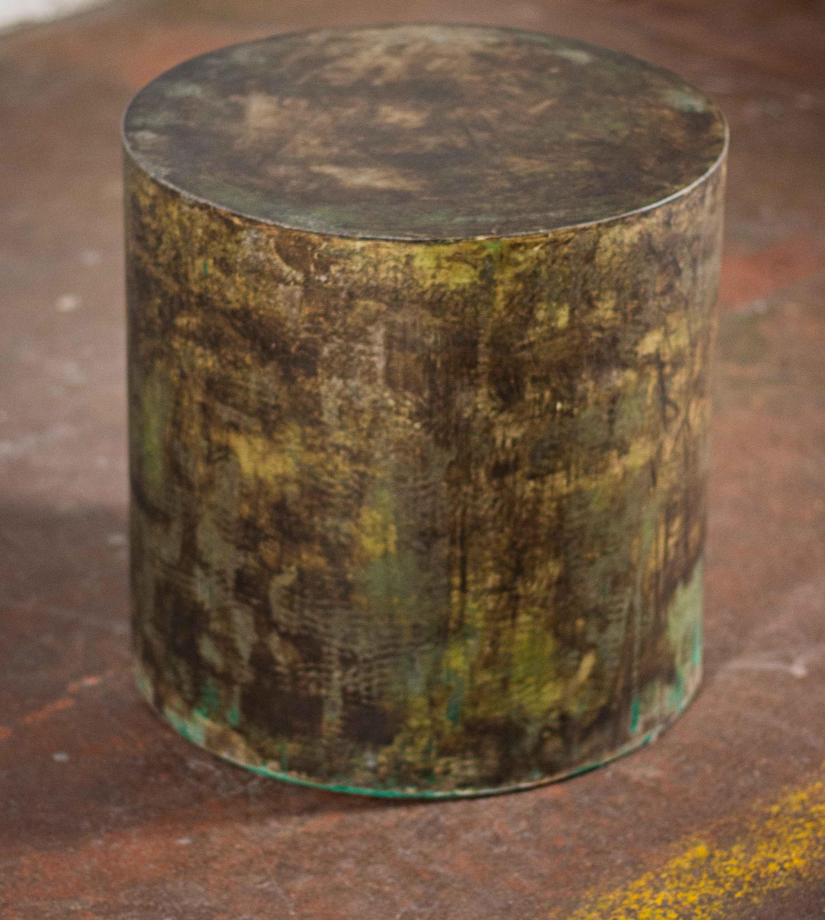 Design-Betontrommel - Linie REFINE  Grün angekratzt - von Dylan Myers im Angebot 2