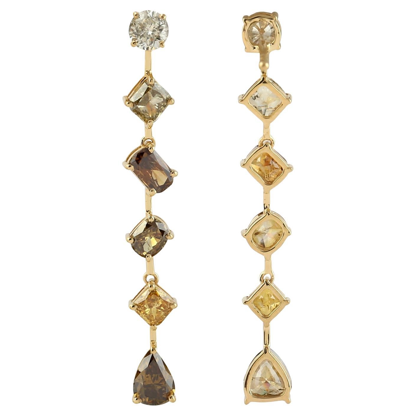 Designer Dangle Diamond Earring in 18k Yellow Gold For Sale