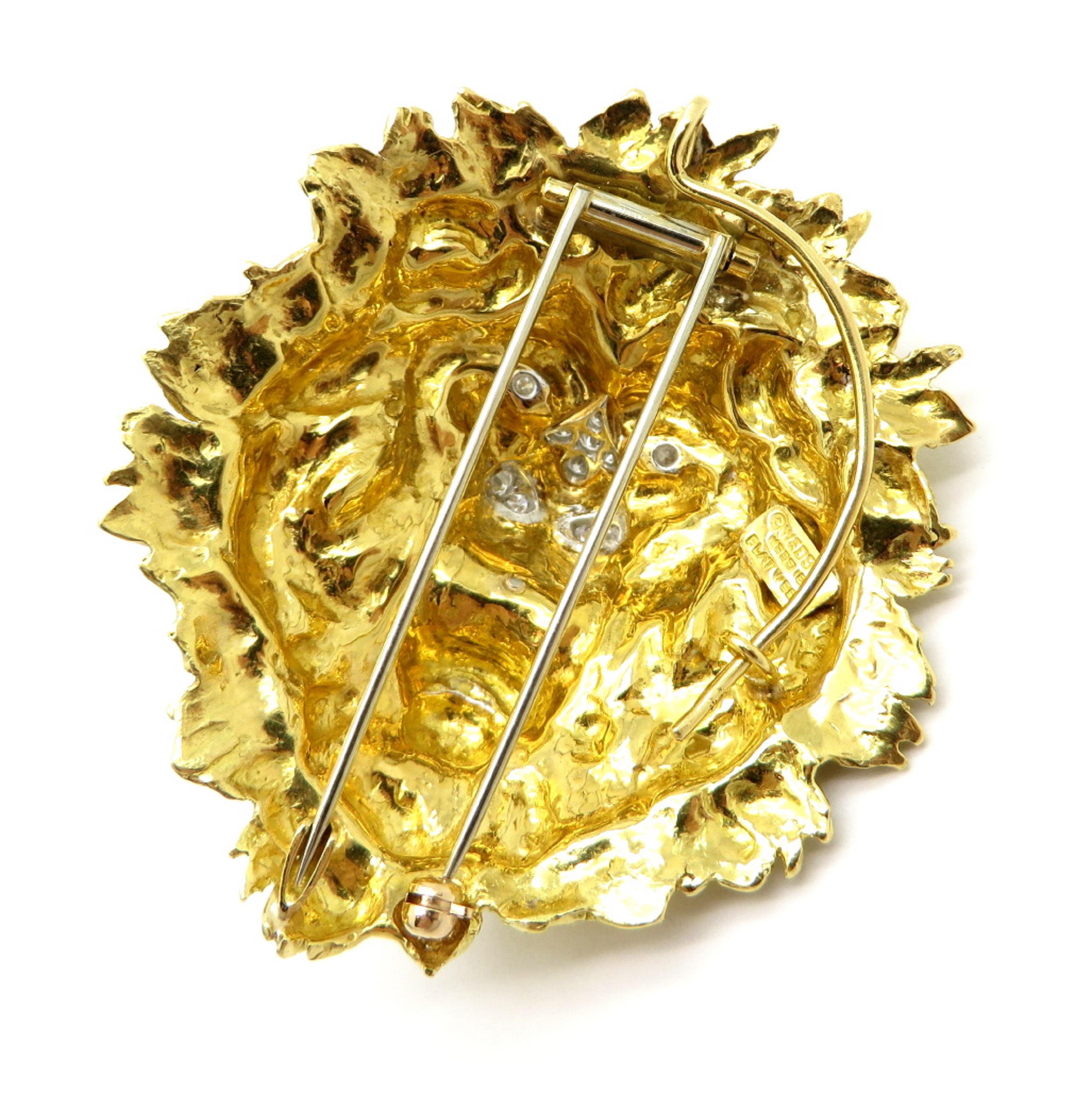 Designer David Webb 18 Karat Gold and Platinum Diamond Lion Brooch or Pendant 1