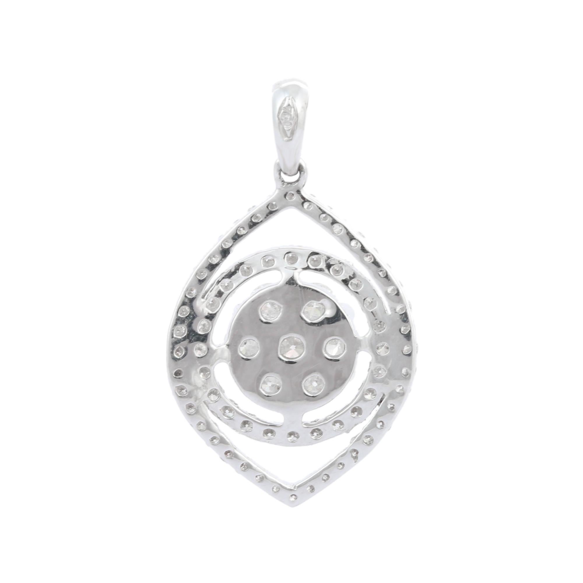 Taille ronde Pendentif floral de créateur en or blanc massif 18 carats avec diamants taille marquise en vente