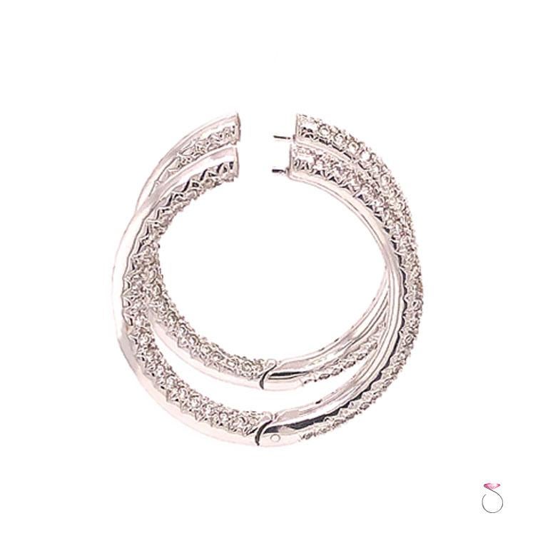 Orecchini a cerchio firmati con diamanti Pave' da 18 carati, 1,50 carati In condizioni Nuovo in vendita a Honolulu, HI