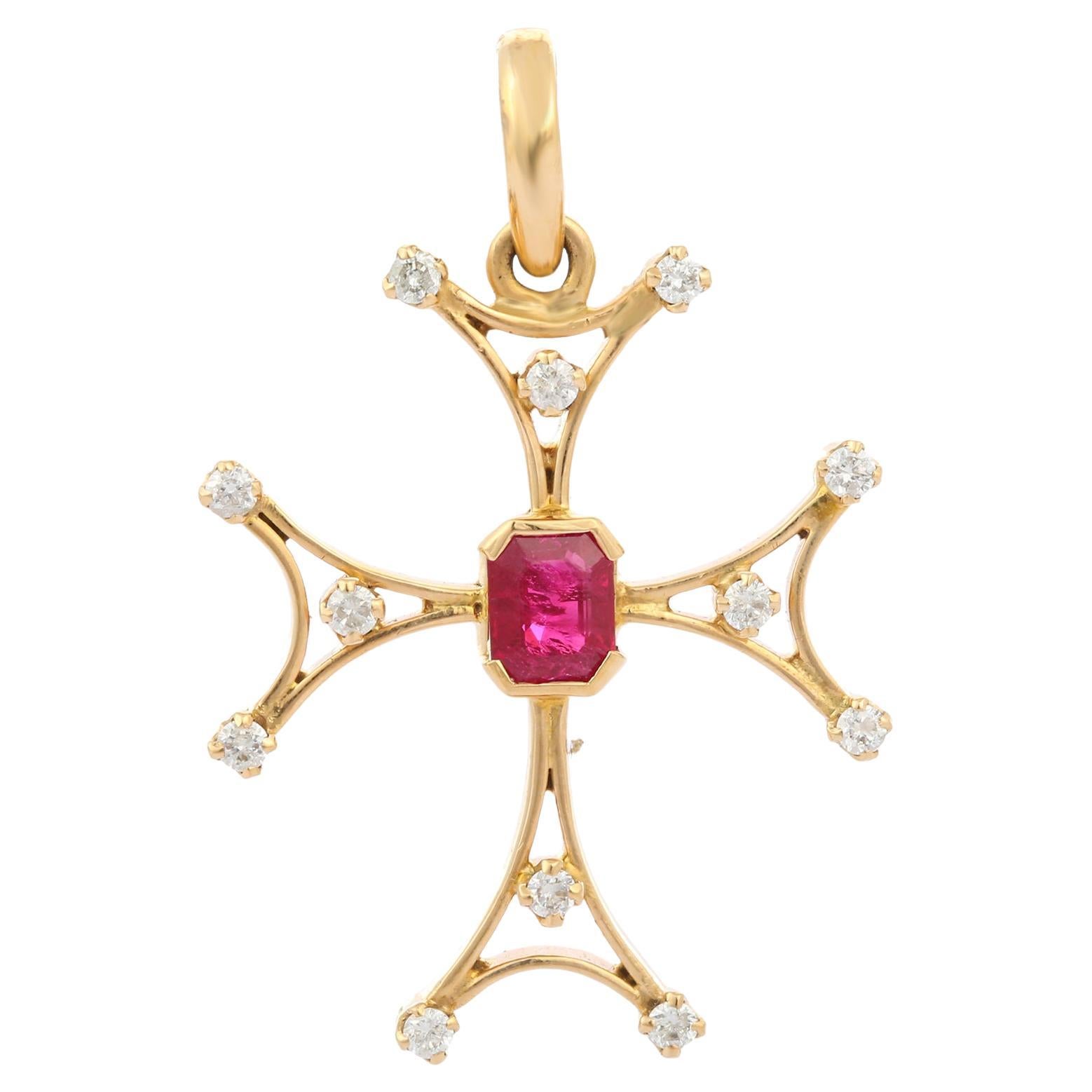 Pendentif de Designer en forme de croix avec diamant et rubis en or jaune 18K en vente