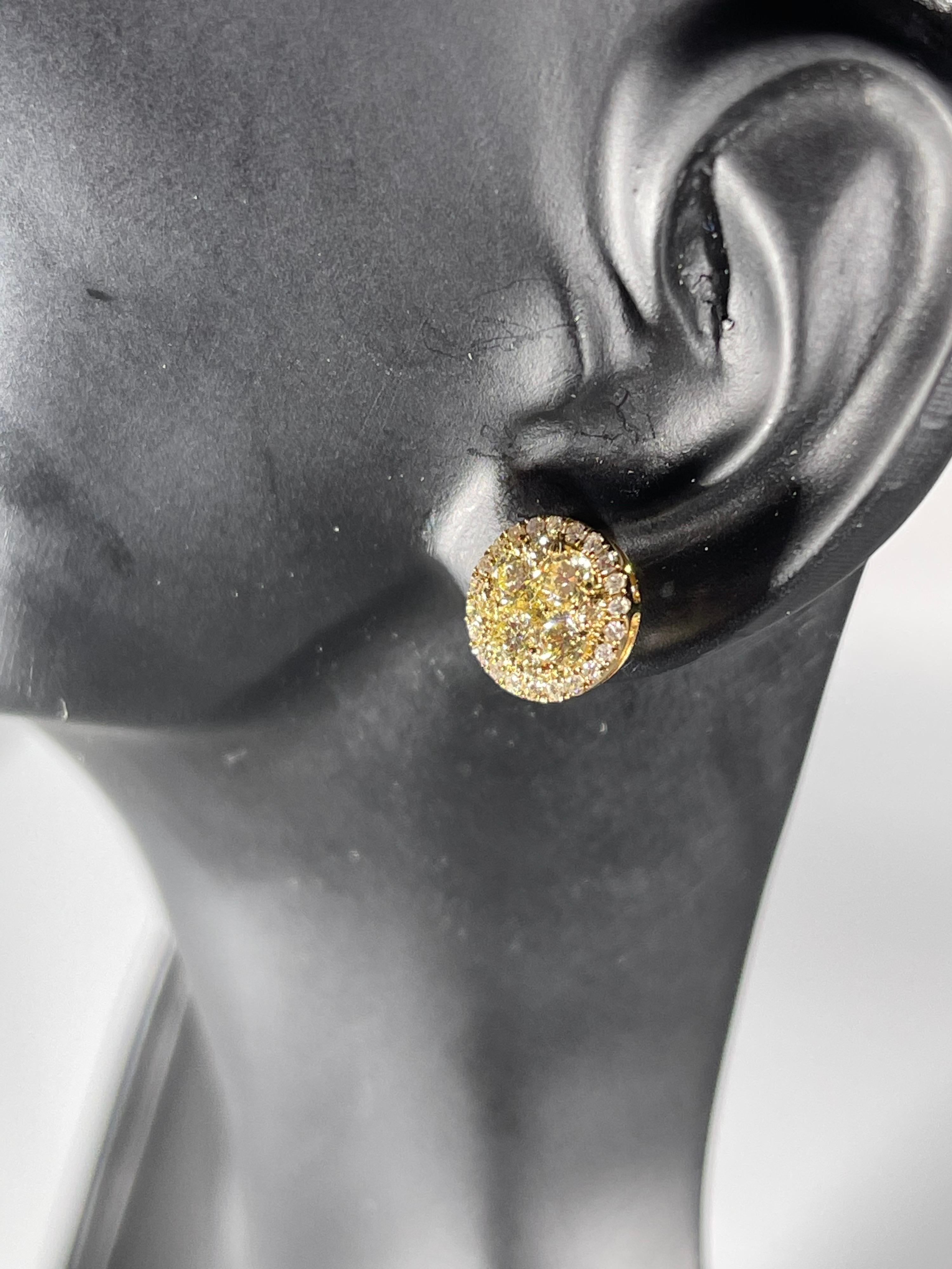 Designer Effy's 1.08 Carat Diamond Stud Post Back Earrings 14 Karat Yellow Gold 2
