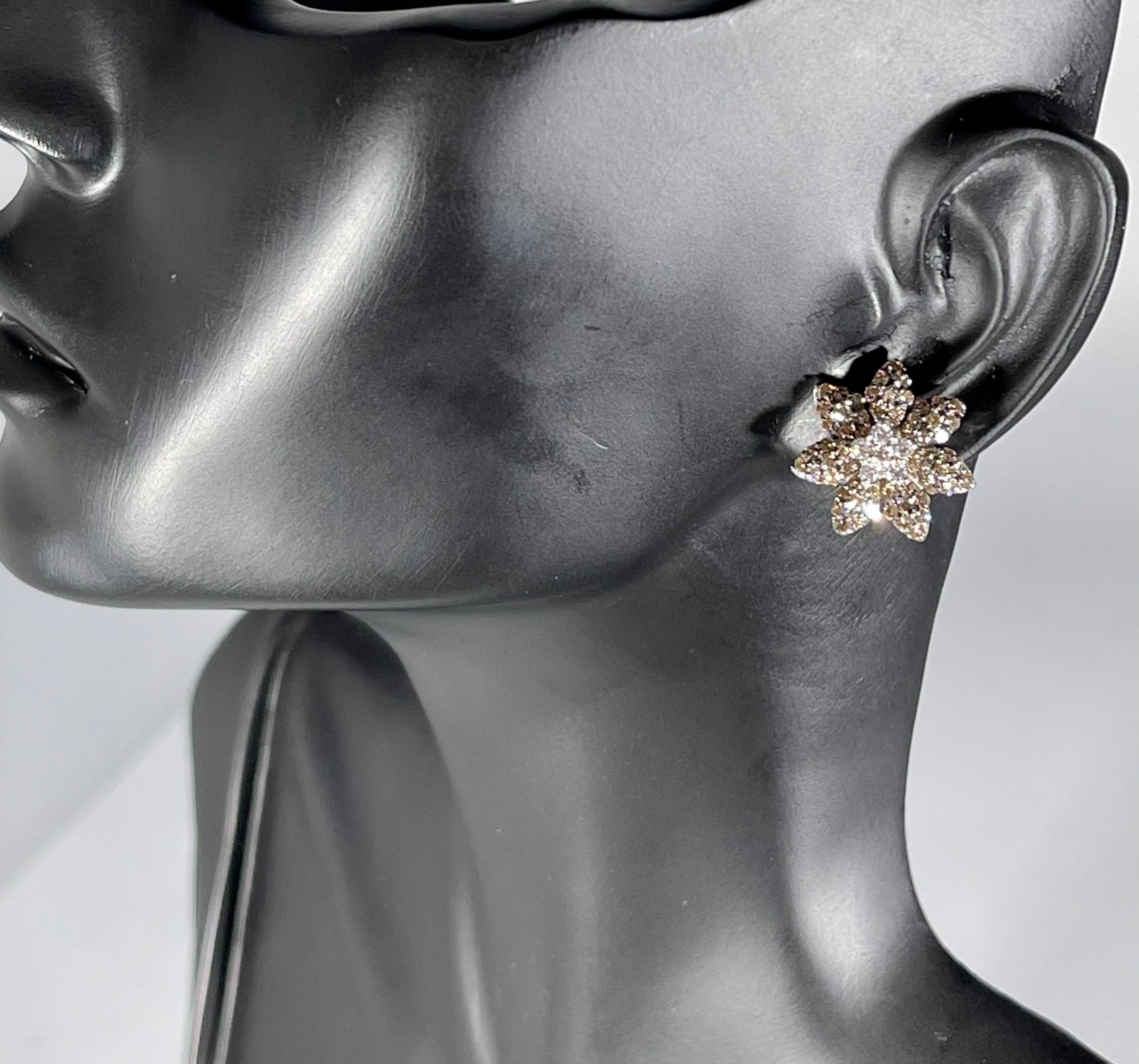 Designer Effy's 1.5 Carat Expresso Diamond Flower Stud Earrings 14 Karat Gold 5