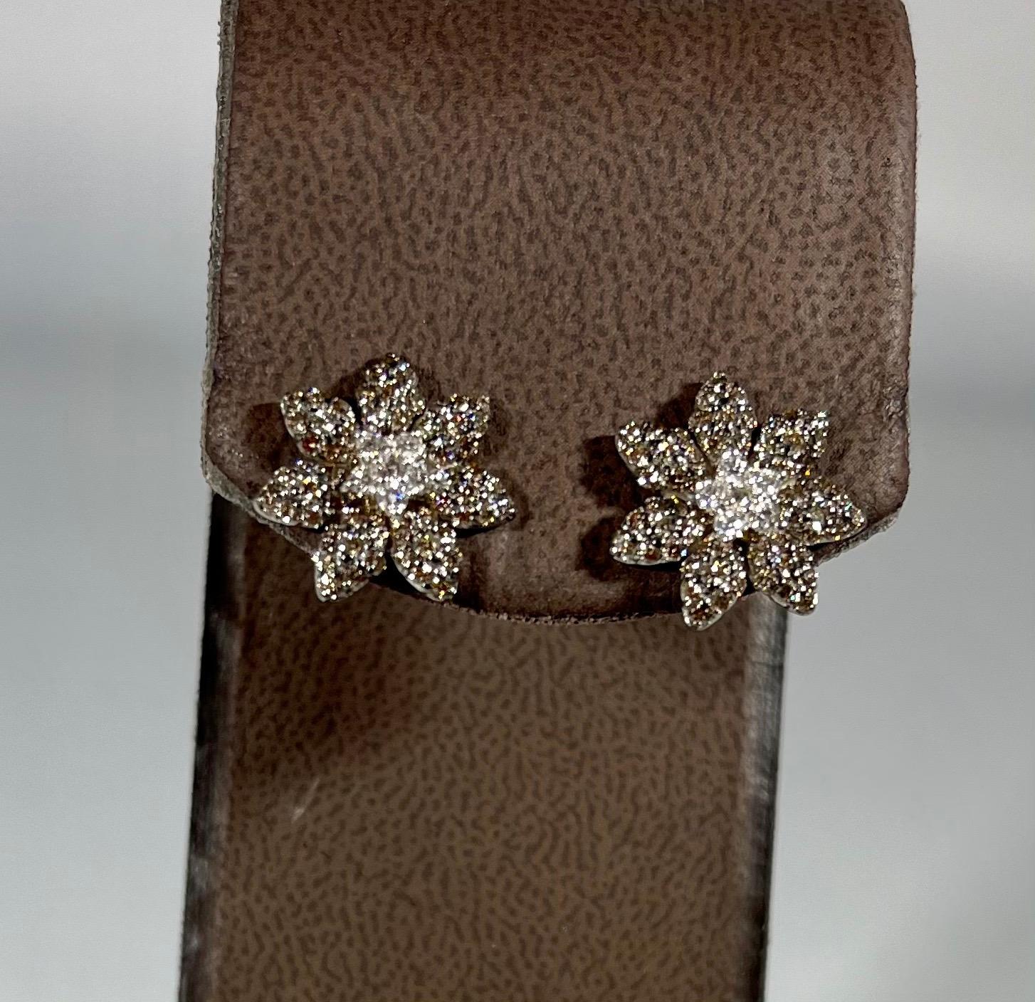 Designer Effy's 1.5 Carat Expresso Diamond Flower Stud Earrings 14 Karat Gold 3