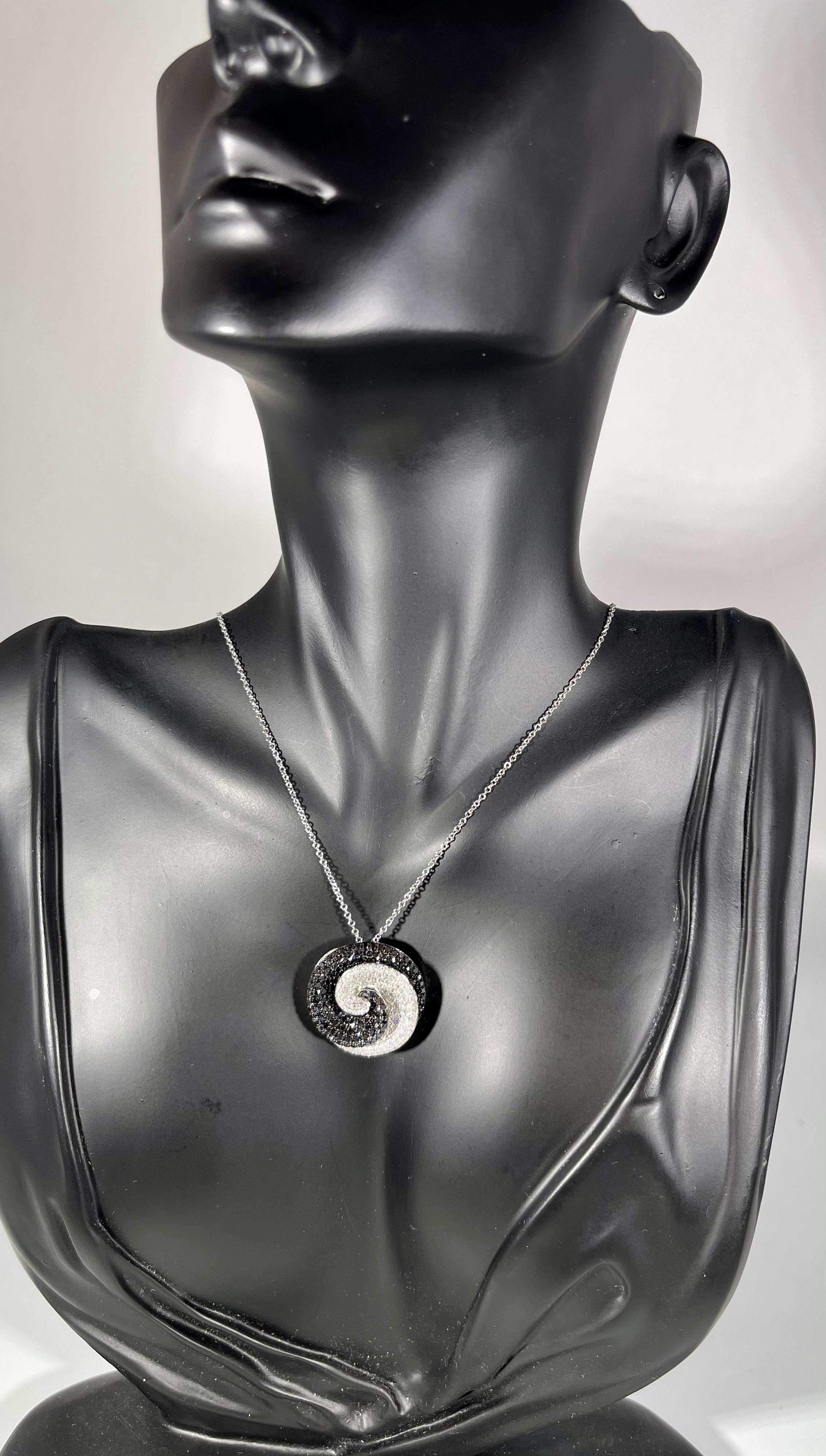 Round Cut Designer Effy's Black and White Diamond Celtic Pendant /Necklace 14 Karat Gold