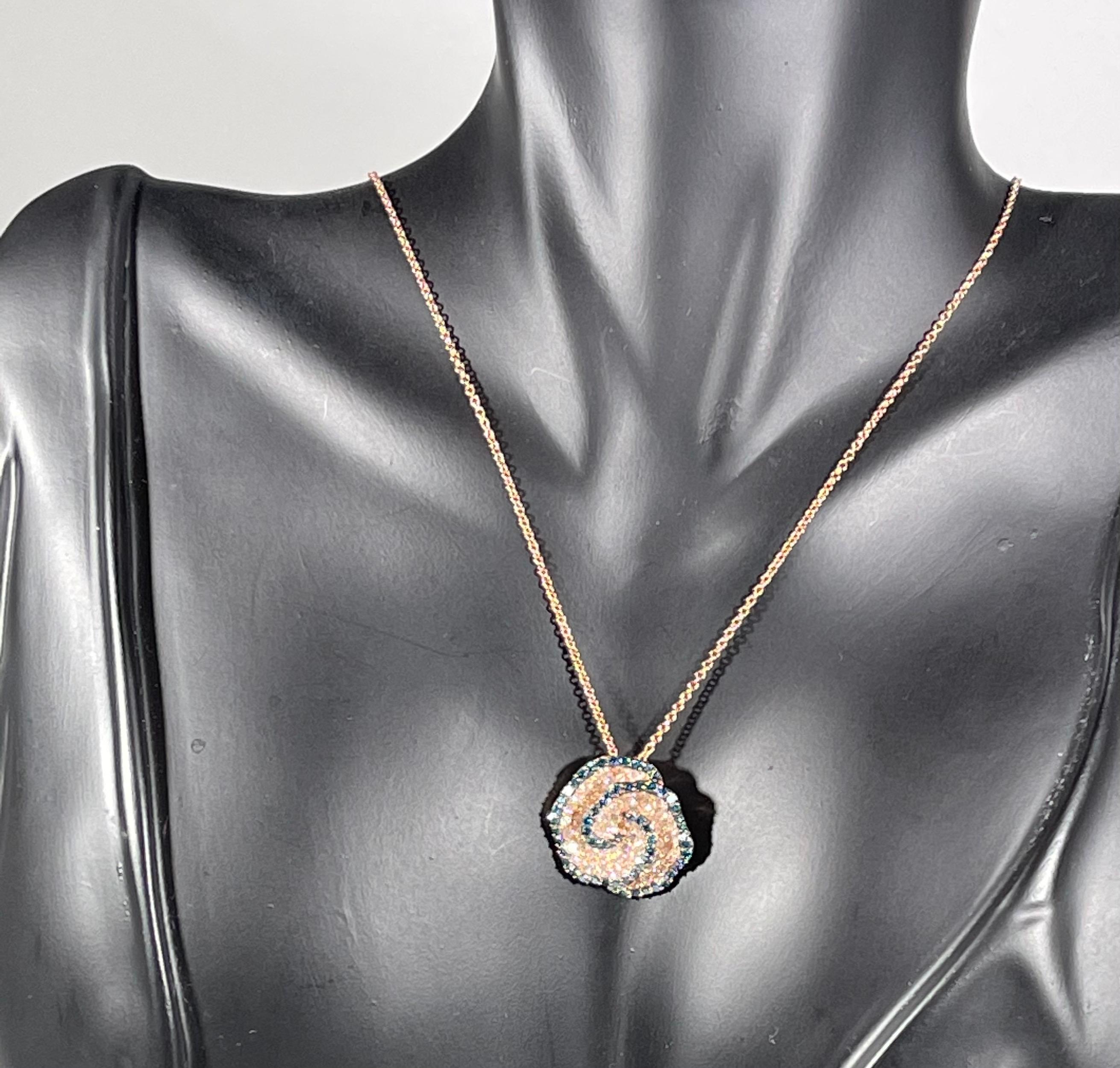 Designer Effy's Blue and White Diamond Celtic Pendant /Necklace 14 Karat Gold 4