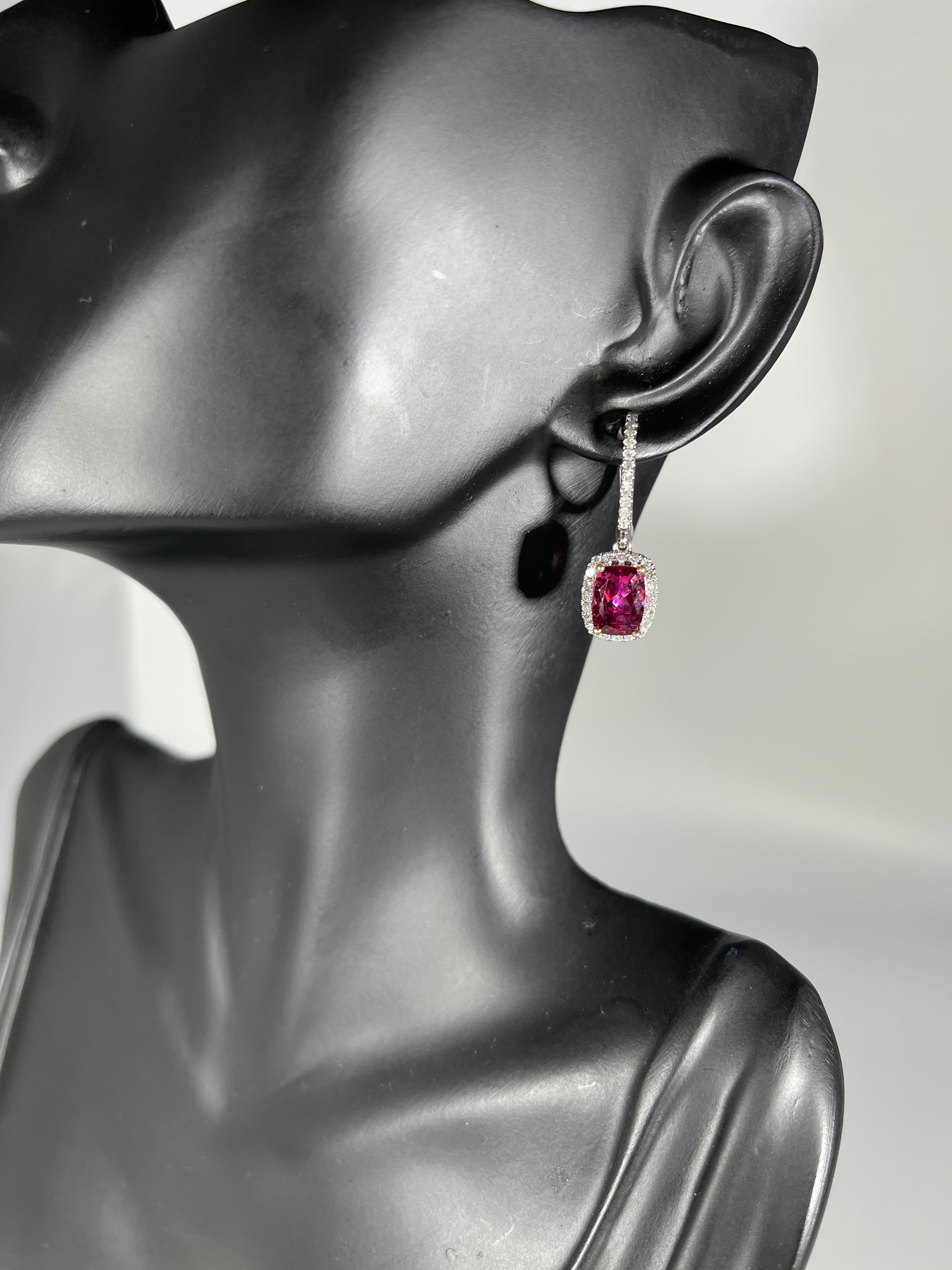 
Designer Effy's Natural Pink Tourmaline and Diamond Dangling Earrings 14 Karat White Gold
Post Earrings with Small Huggies on the top . 
This exquisite pair of earrings are beautifully crafted with 14 karat gold .
Weight of 14 K gold 4.6 grams
Fine