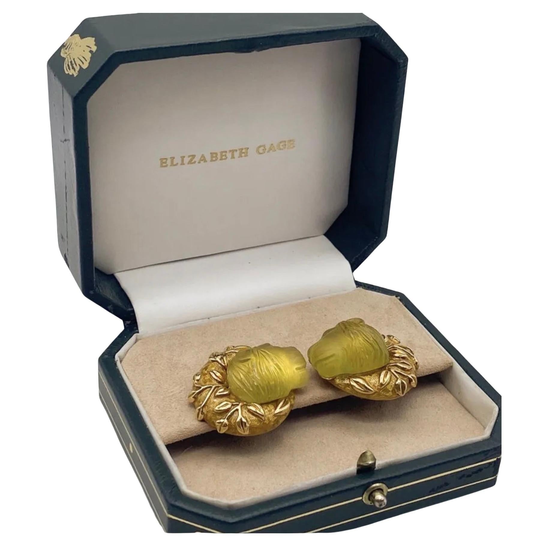 Designer Elizabeth Gage Carved Beryl Lion ClIp On Earrings 18k Gold Original Box For Sale