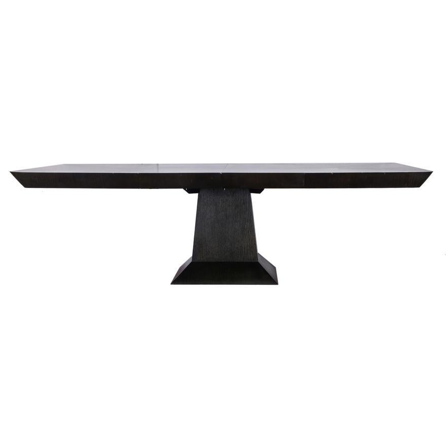 Mid-Century Modern Table de salle à manger Klismos en Oak Ebonisé du designer Emanuel Morez Fin du 20ème siècle en vente