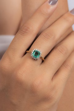 Designer Emerald and Diamond Bridal Ring in 18K Yellow Gold