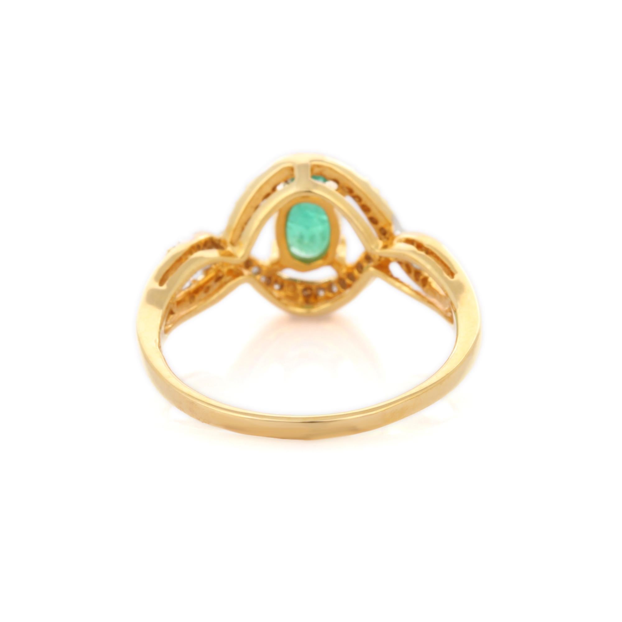For Sale:  Emerald Studded Between Diamond Loop Ring in 18K Yellow Gold for Women 4