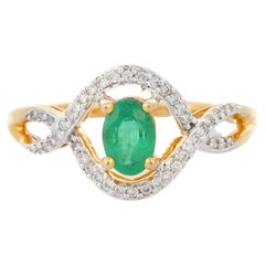 Emerald Studded Between Diamond Loop Ring in 18K Yellow Gold for Women