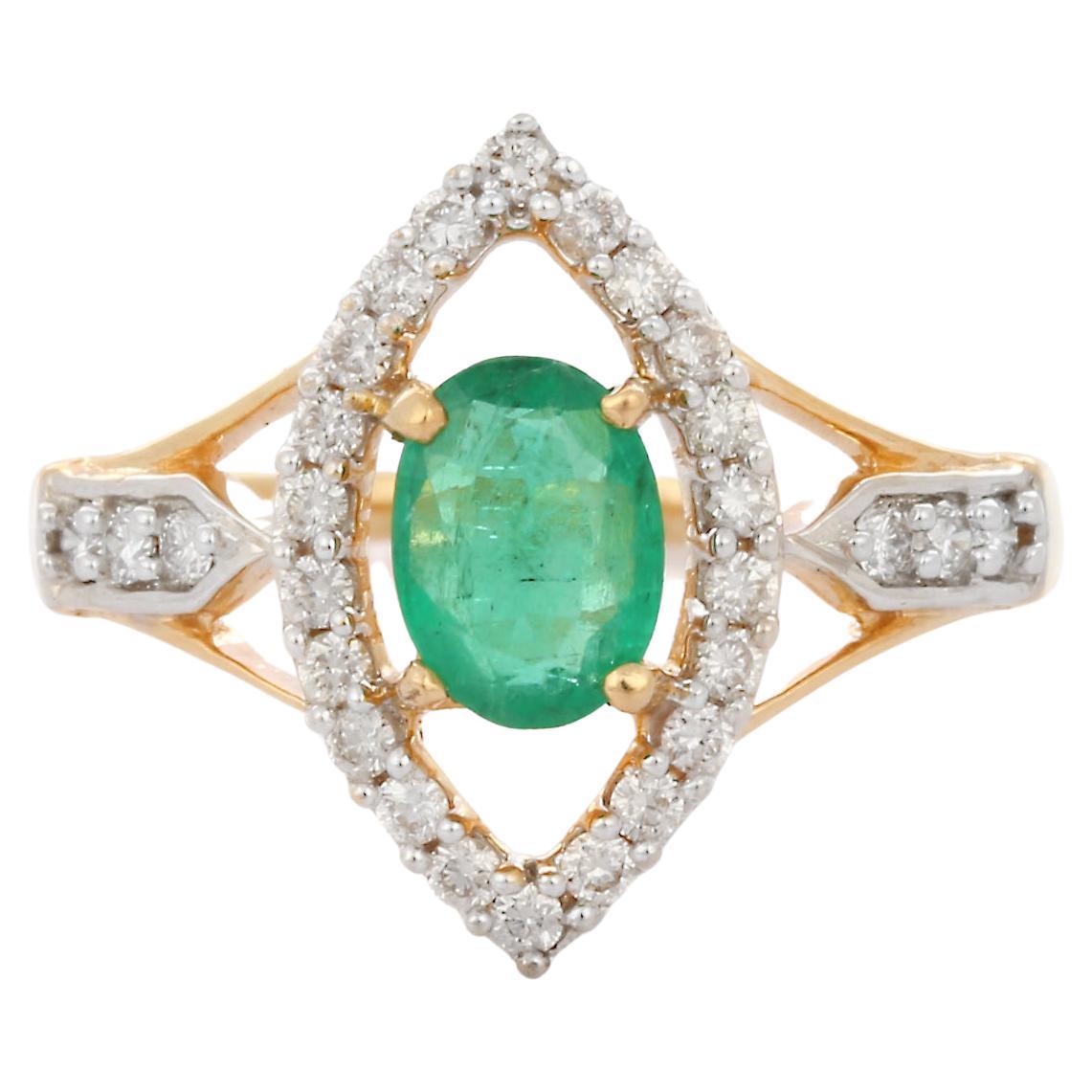 Designer Emerald Diamond Wedding Ring Cocktail Ring in 18K White Gold