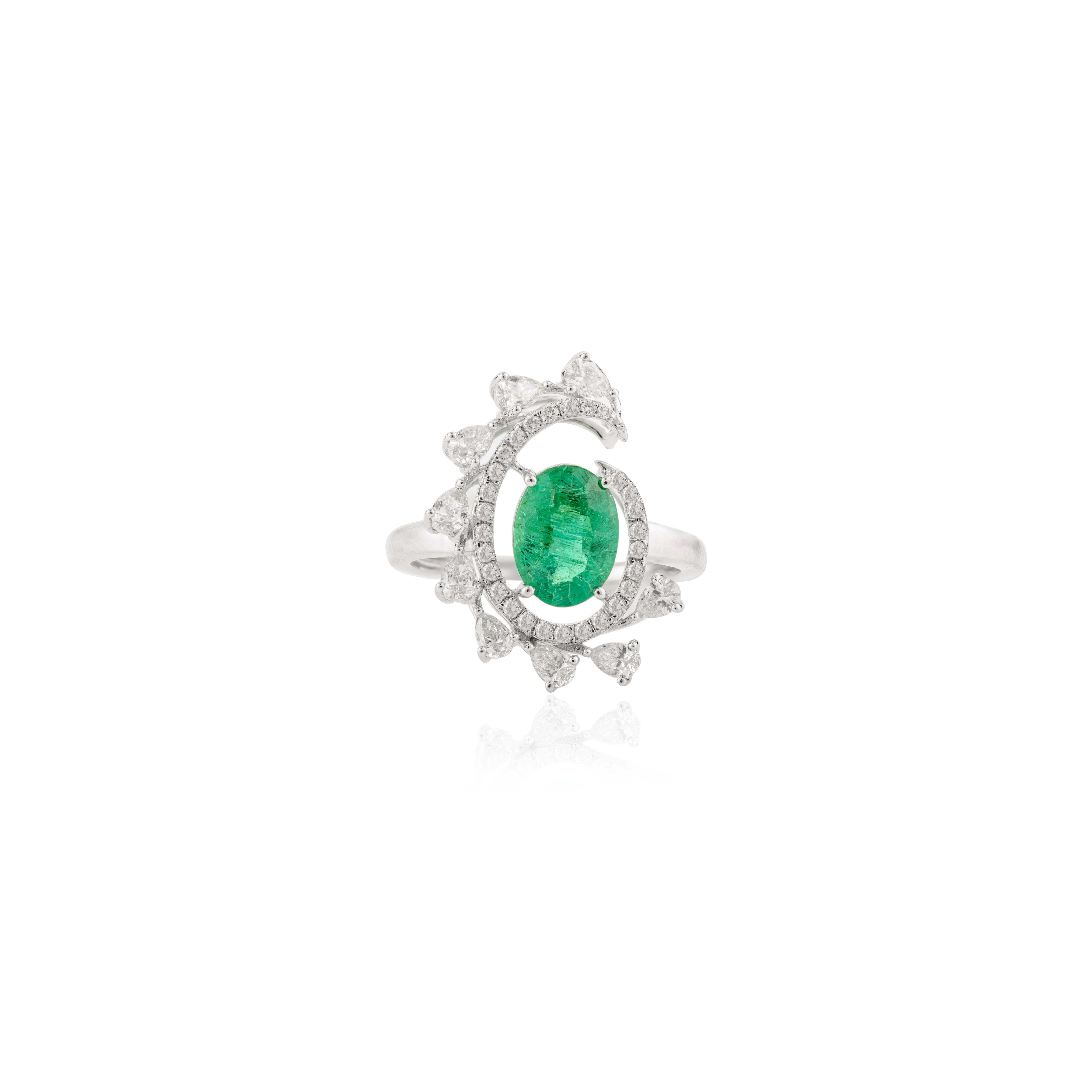 For Sale:  Designer Emerald Diamond Women Cocktail Ring in 18k Solid White Gold Gift 8