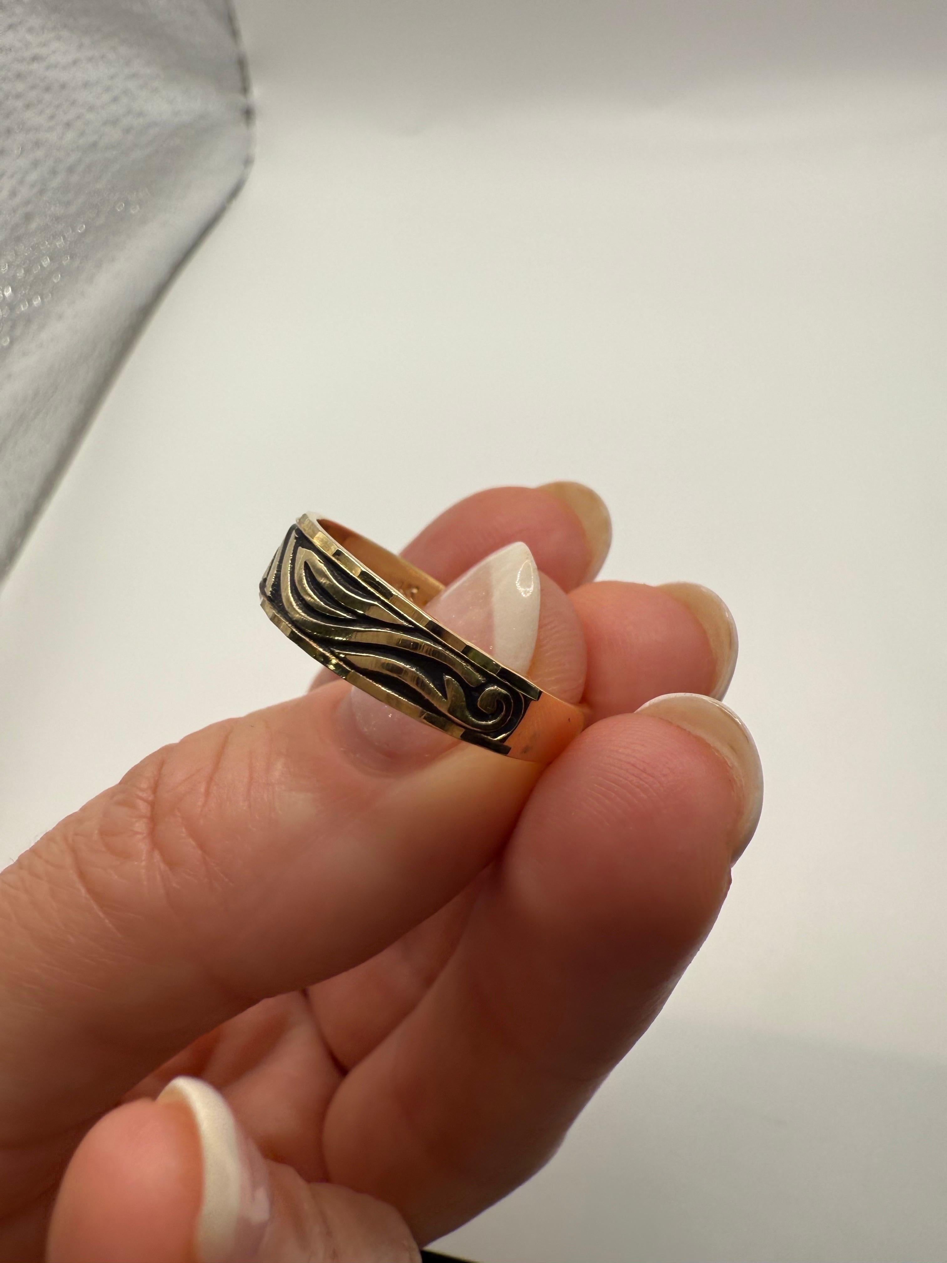 Designer Anello in oro con smalto 14KT unisex In condizioni Nuovo in vendita a Boca Raton, FL