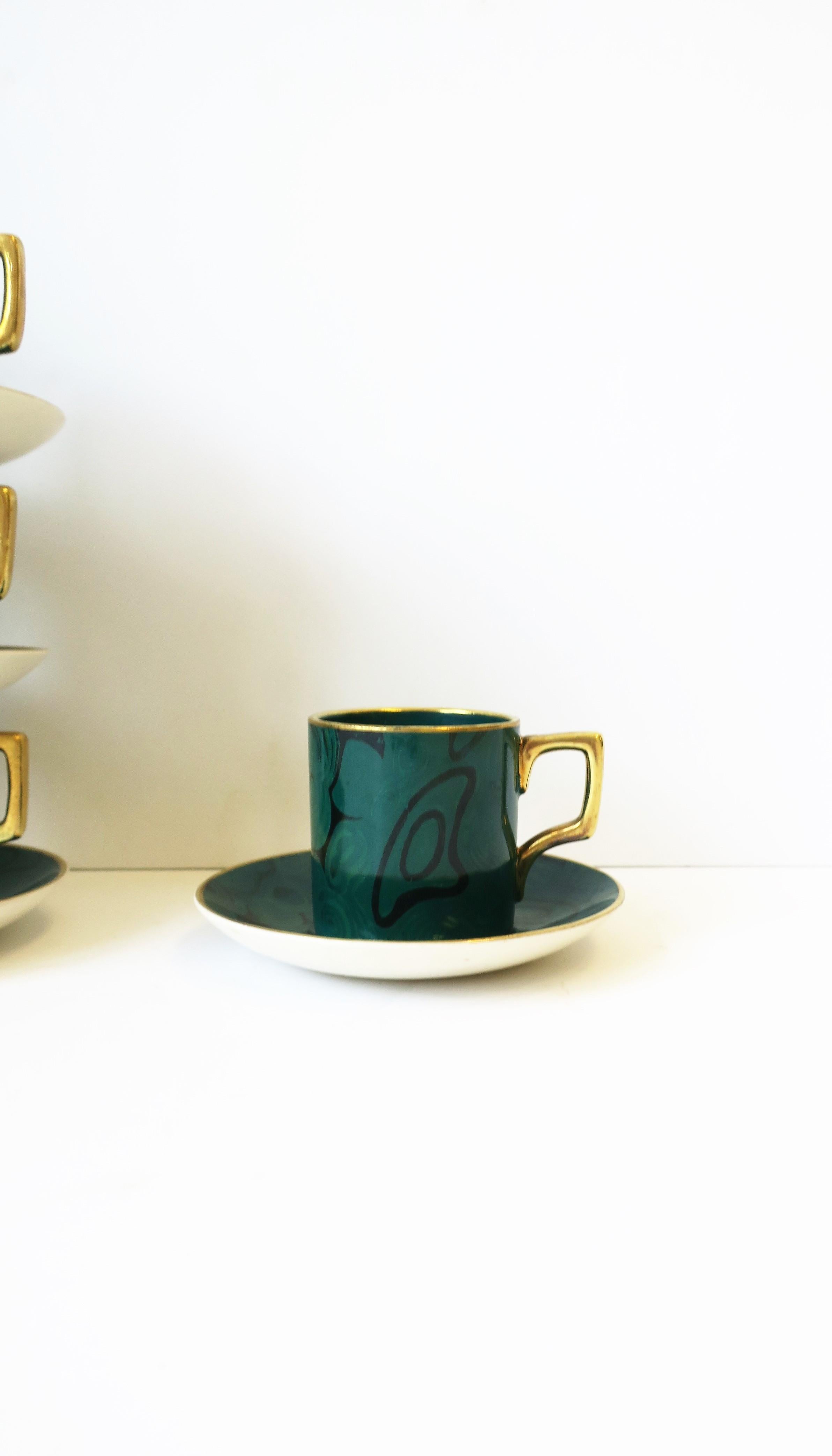 Malachite Pottery Espresso Coffee and Tea Demitasse Susan Williams-Ellis English For Sale 11