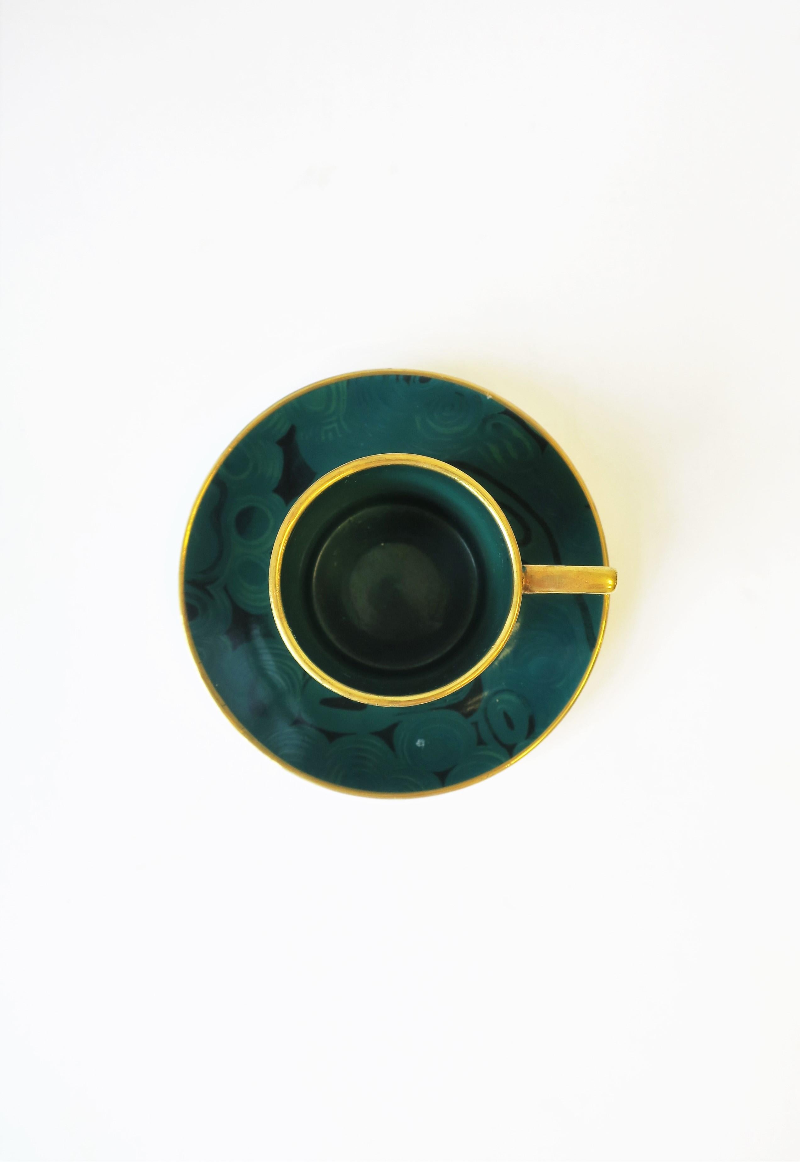Malachite Pottery Espresso Coffee and Tea Demitasse Susan Williams-Ellis English For Sale 12