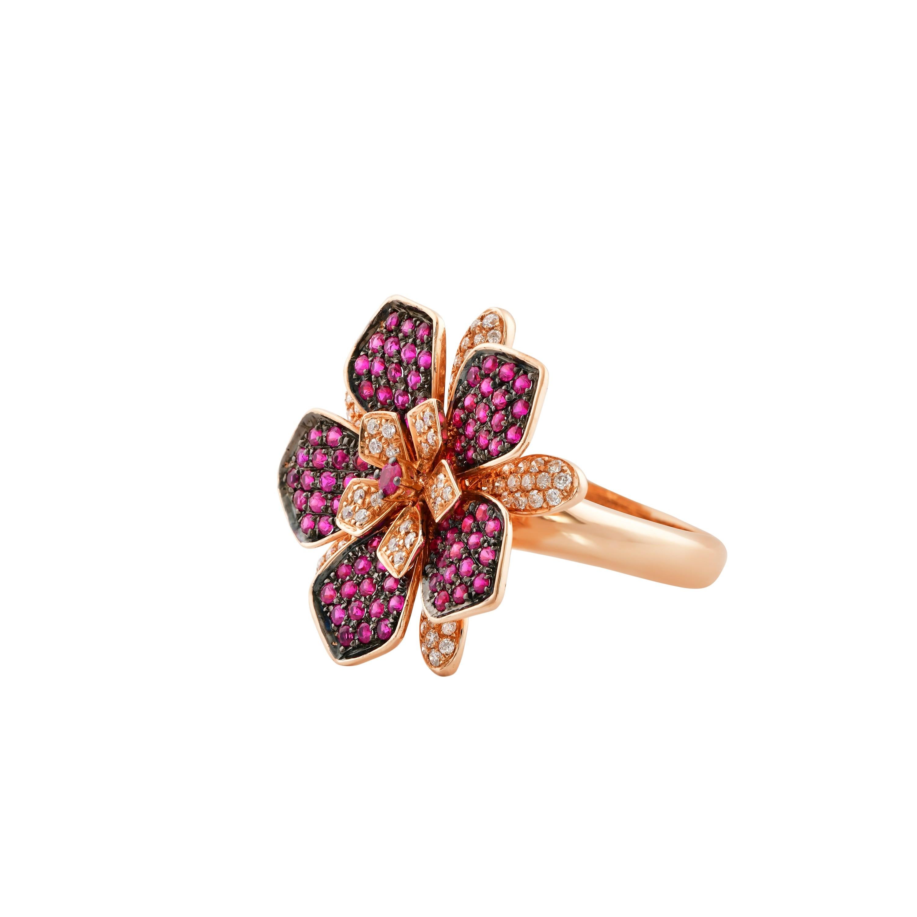 Ruby & Diamond Floral Ring in 18 Karat Rose Gold  In New Condition For Sale In Hong Kong, HK