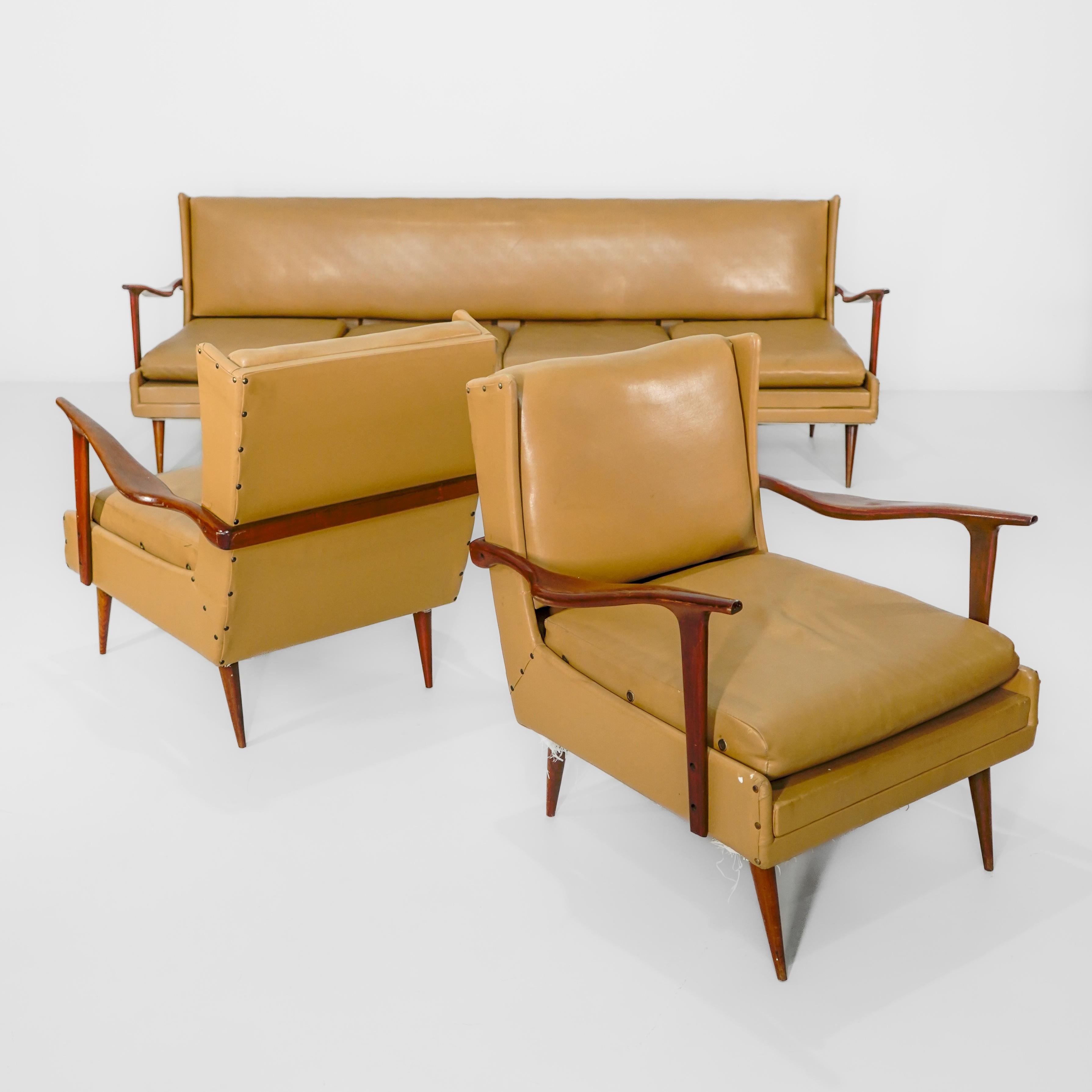 Designer Giuseppe Scapinelli - 1960. Paar massive Caviúna-Sessel. im Angebot 2