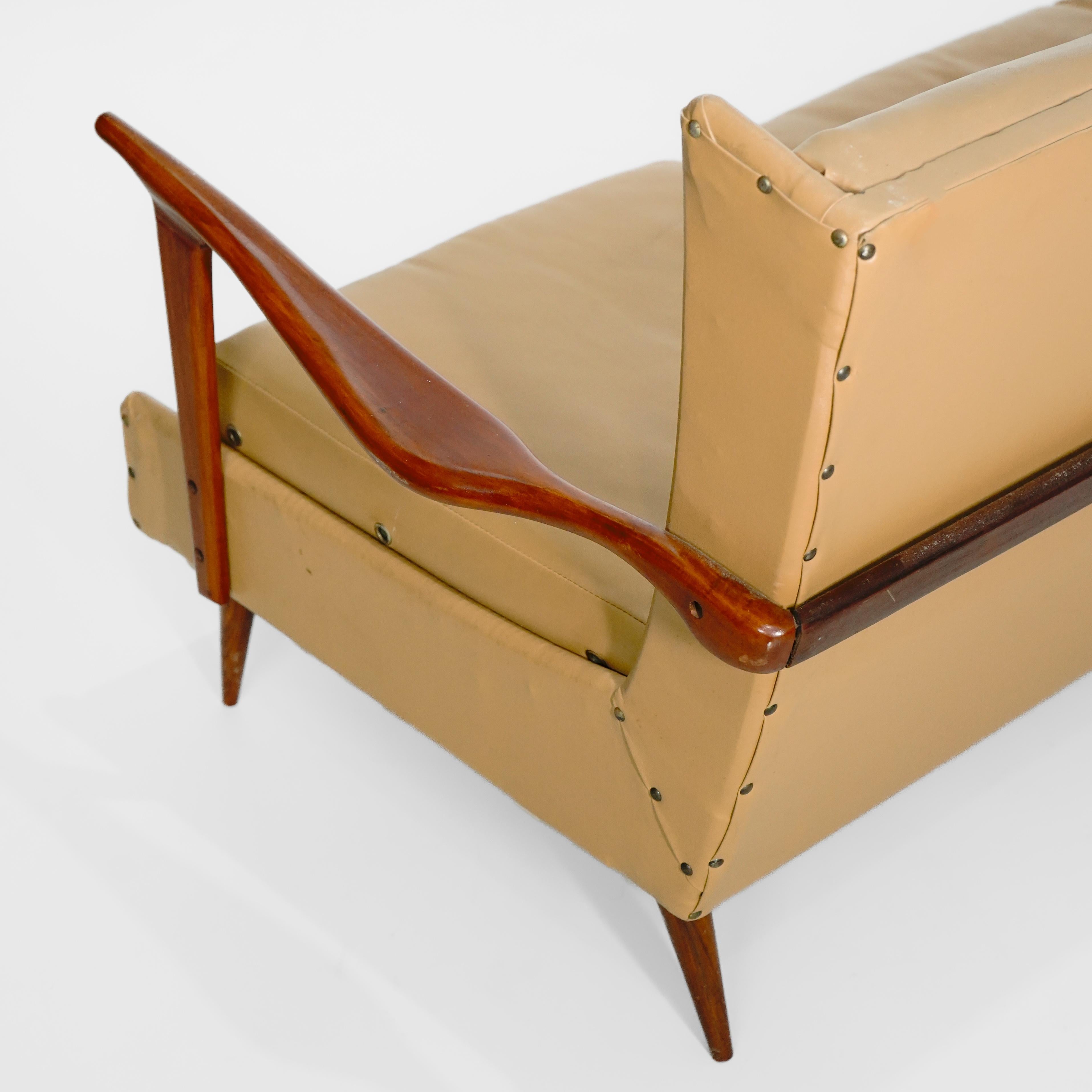 Bois de feuillus Design Giuseppe Scapinelli - 1960. Canapé en bois massif de Caviúna. Brésil en vente