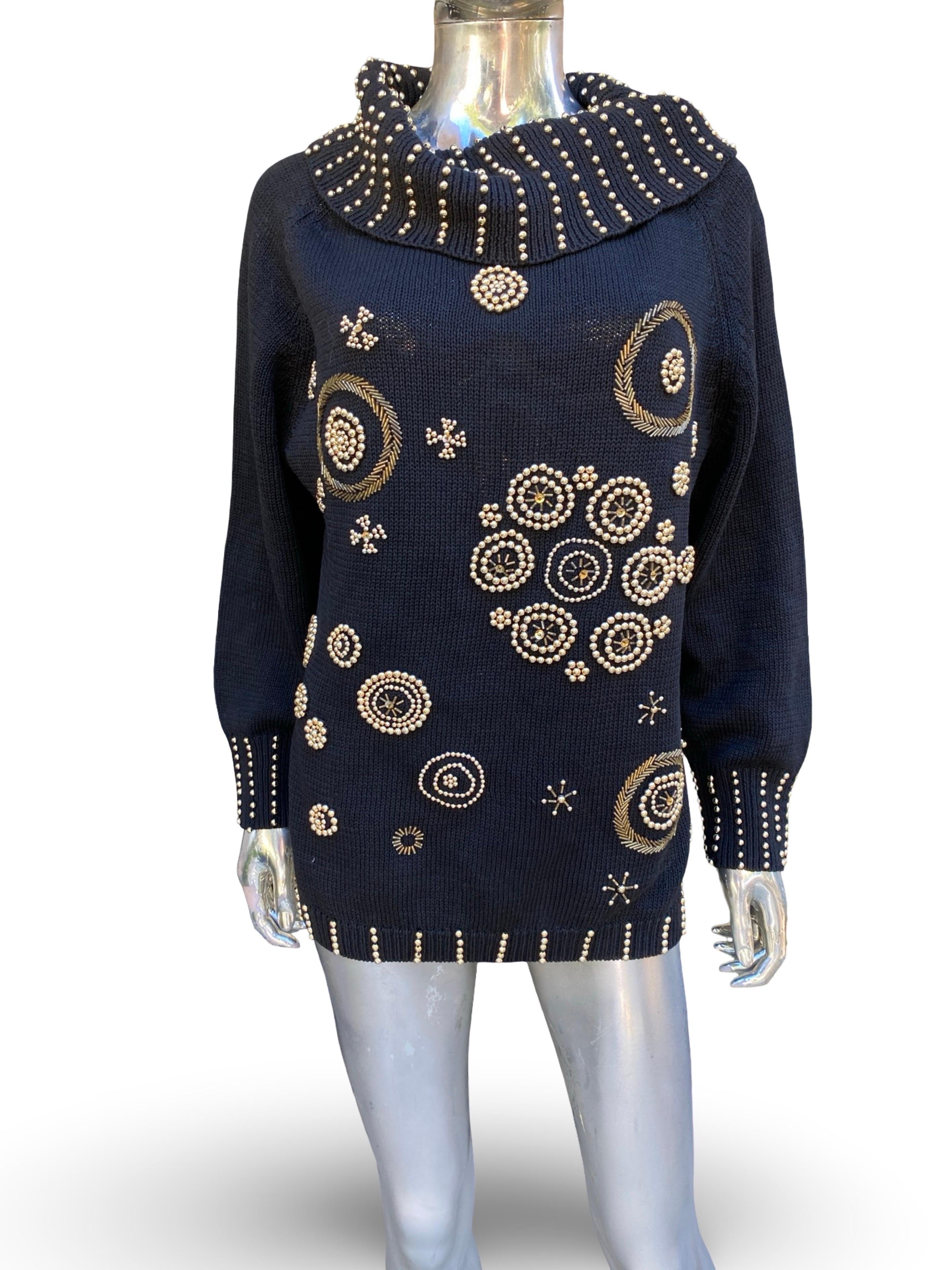 Designer Glam Gold Beaded Embellished Holiday Draped Black Sweater Size L Pour femmes en vente