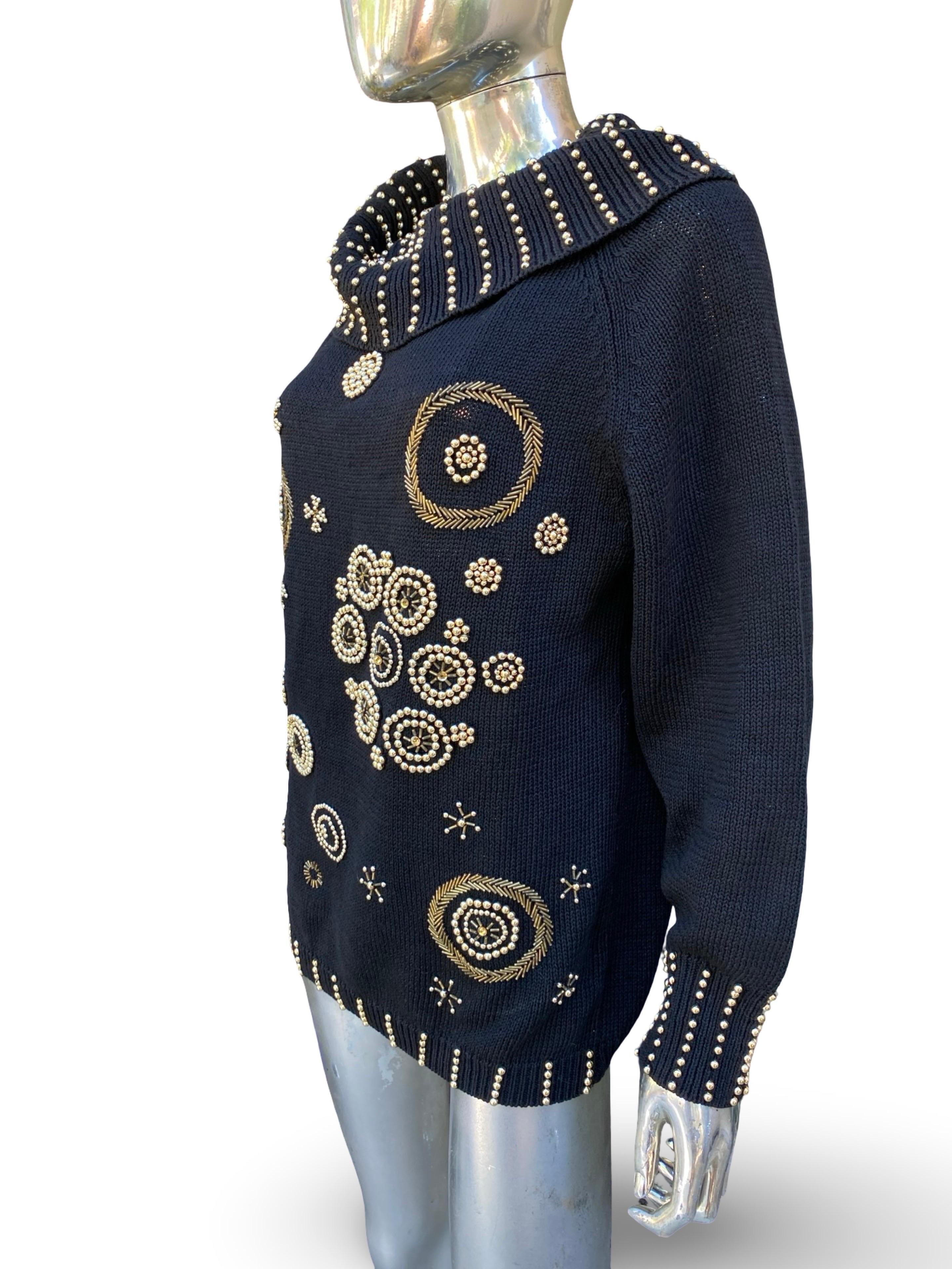 Designer Glam Gold Beaded Embellished Holiday Draped Black Sweater Size L en vente 3