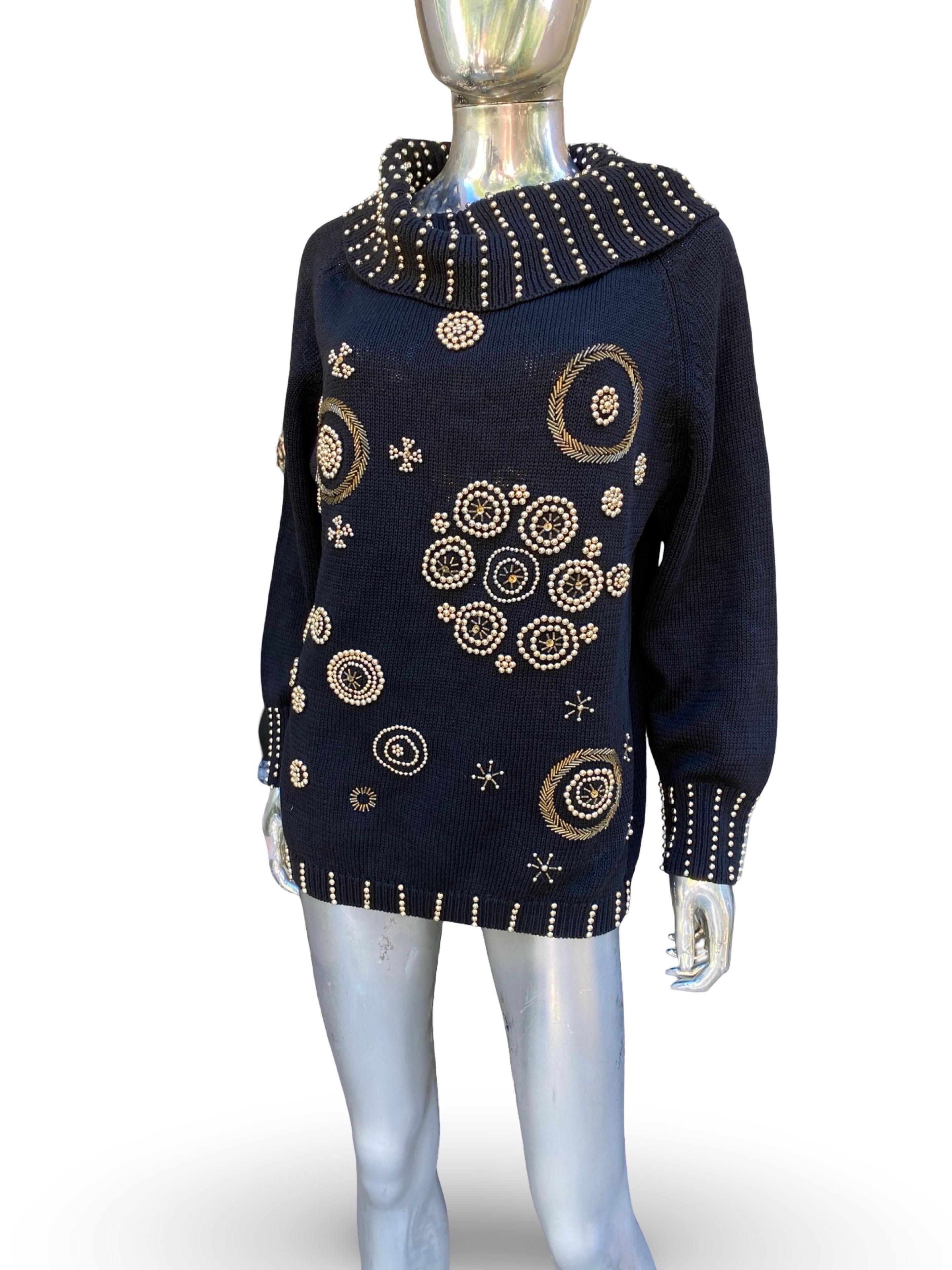 Designer Glam Gold Beaded Embellished Holiday Draped Black Sweater Size L en vente 4