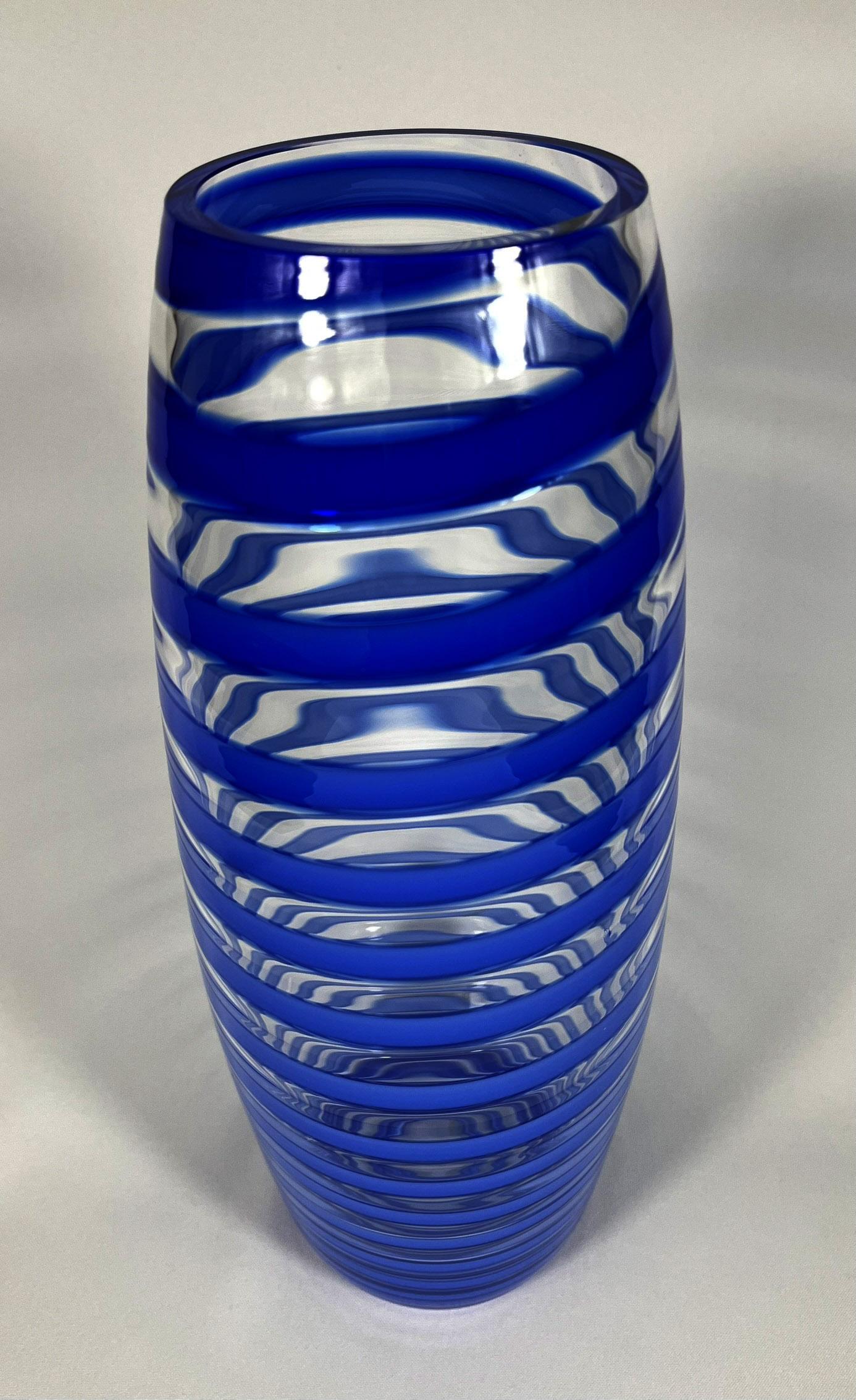 Designer-Glasvase aus Glas – Ajeto Glassworks  Design – LUCA TRAZZI – ITALY im Zustand „Hervorragend“ im Angebot in Nový Bor, CZ