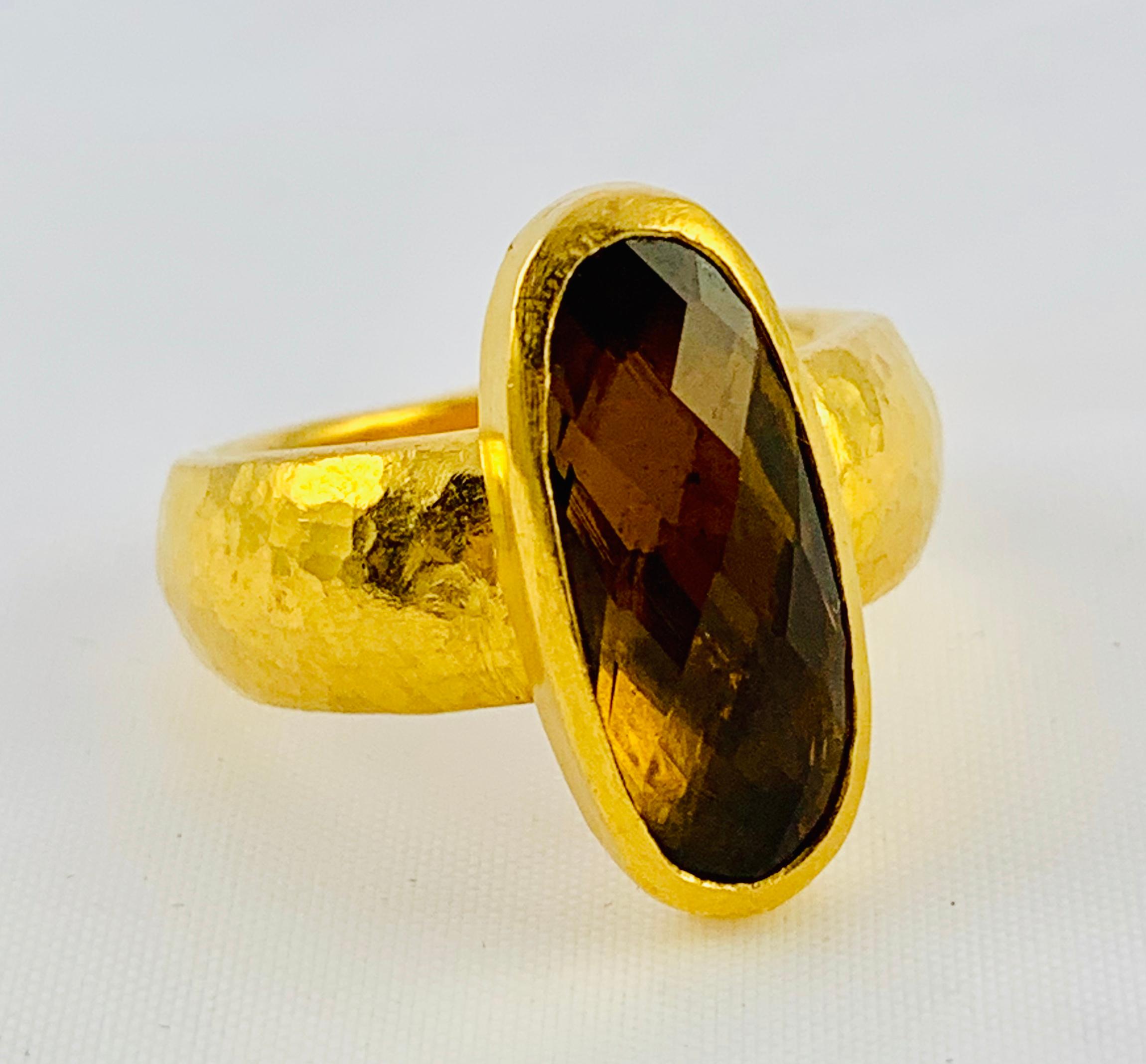 Designer Gurhan Hammered 24 Karat Yellow Gold and Smoky Quartz Ring In Excellent Condition In Birmingham, AL