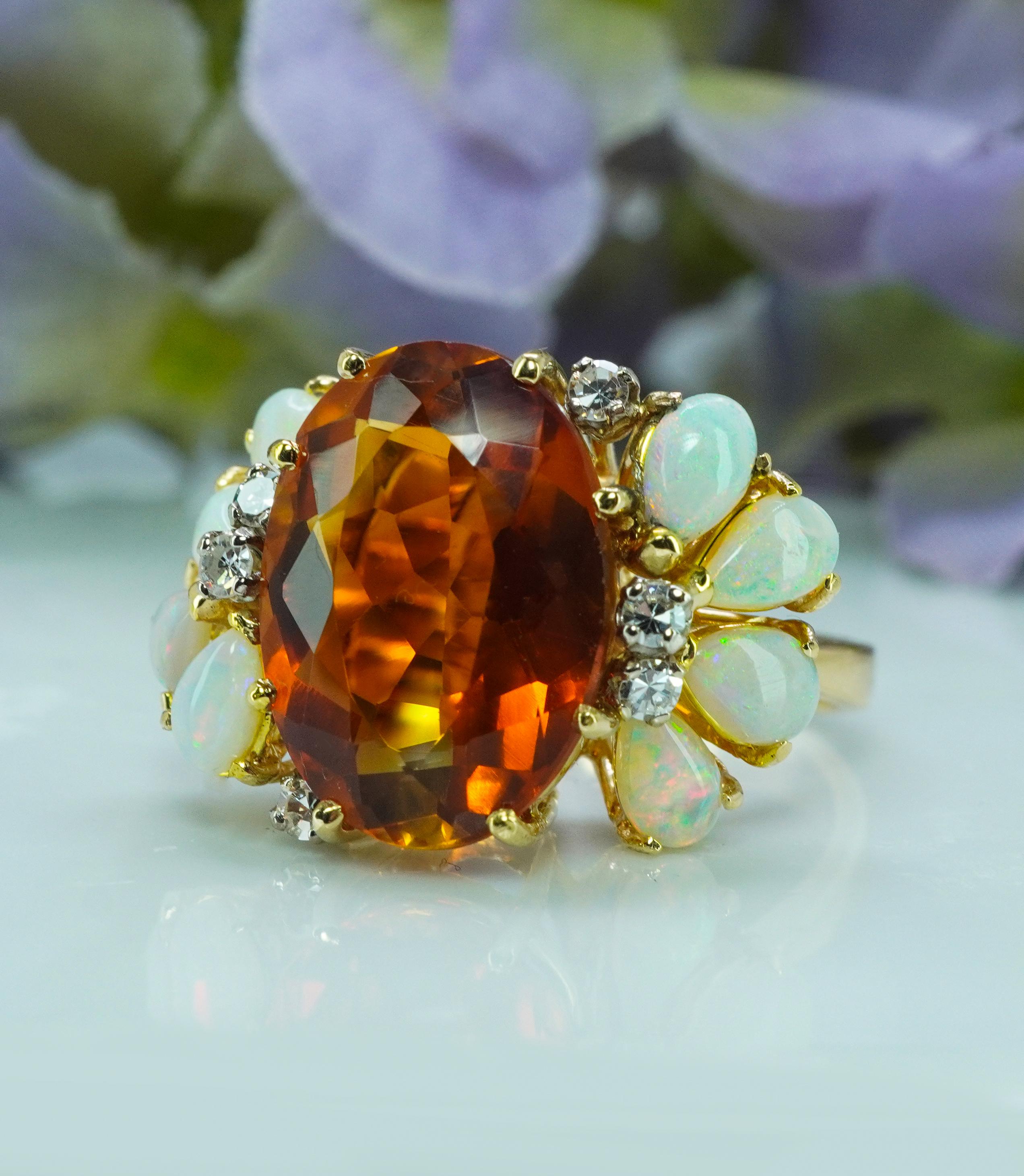 Rétro Designer H. Stern 18K Gold Vintage Madeira Citrine Opal Diamond Ring Signed en vente