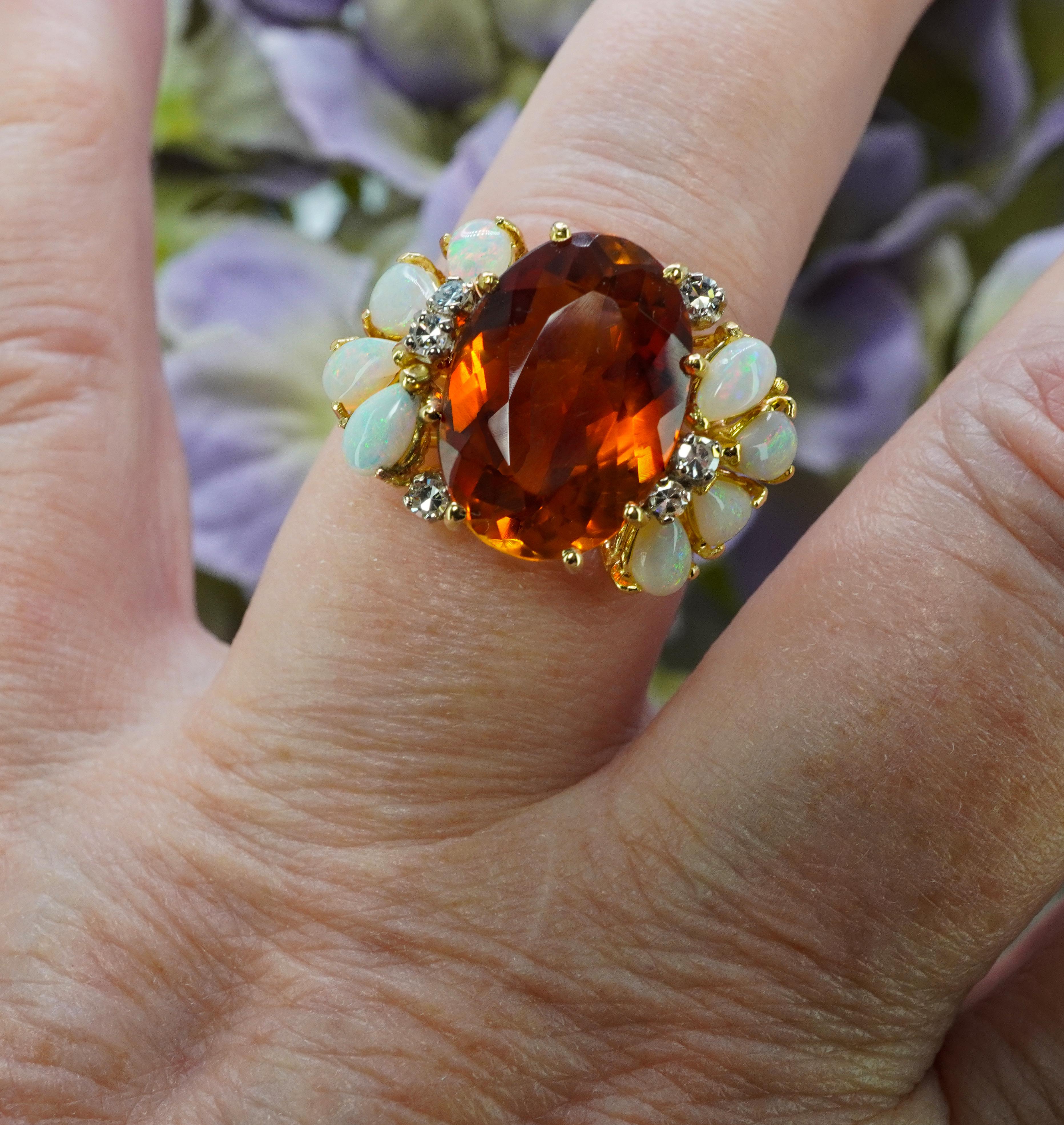 Taille ovale Designer H. Stern 18K Gold Vintage Madeira Citrine Opal Diamond Ring Signed en vente