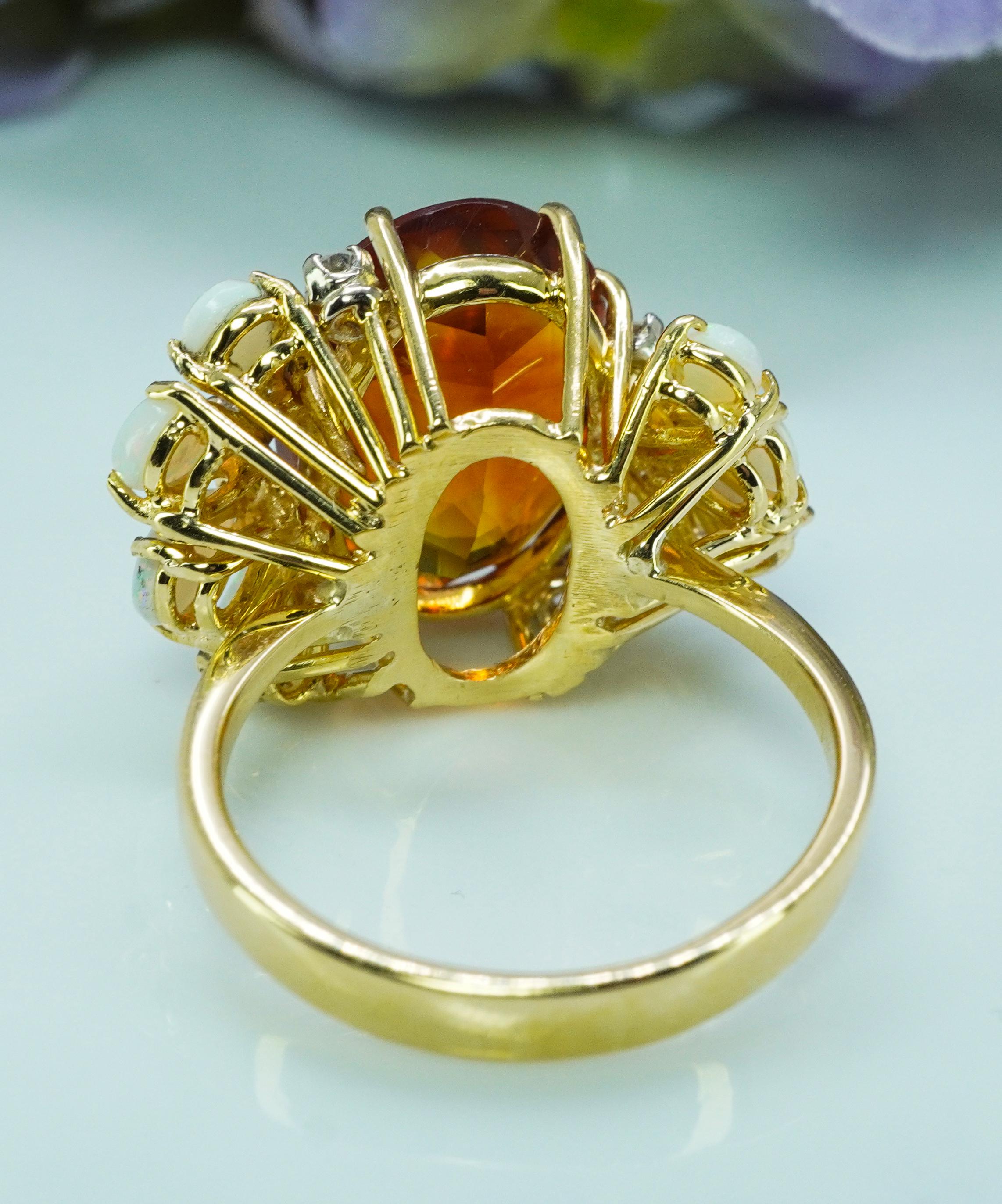 Designer H. Stern 18K Gold Vintage Madeira Citrine Opal Diamond Ring Signed en vente 3