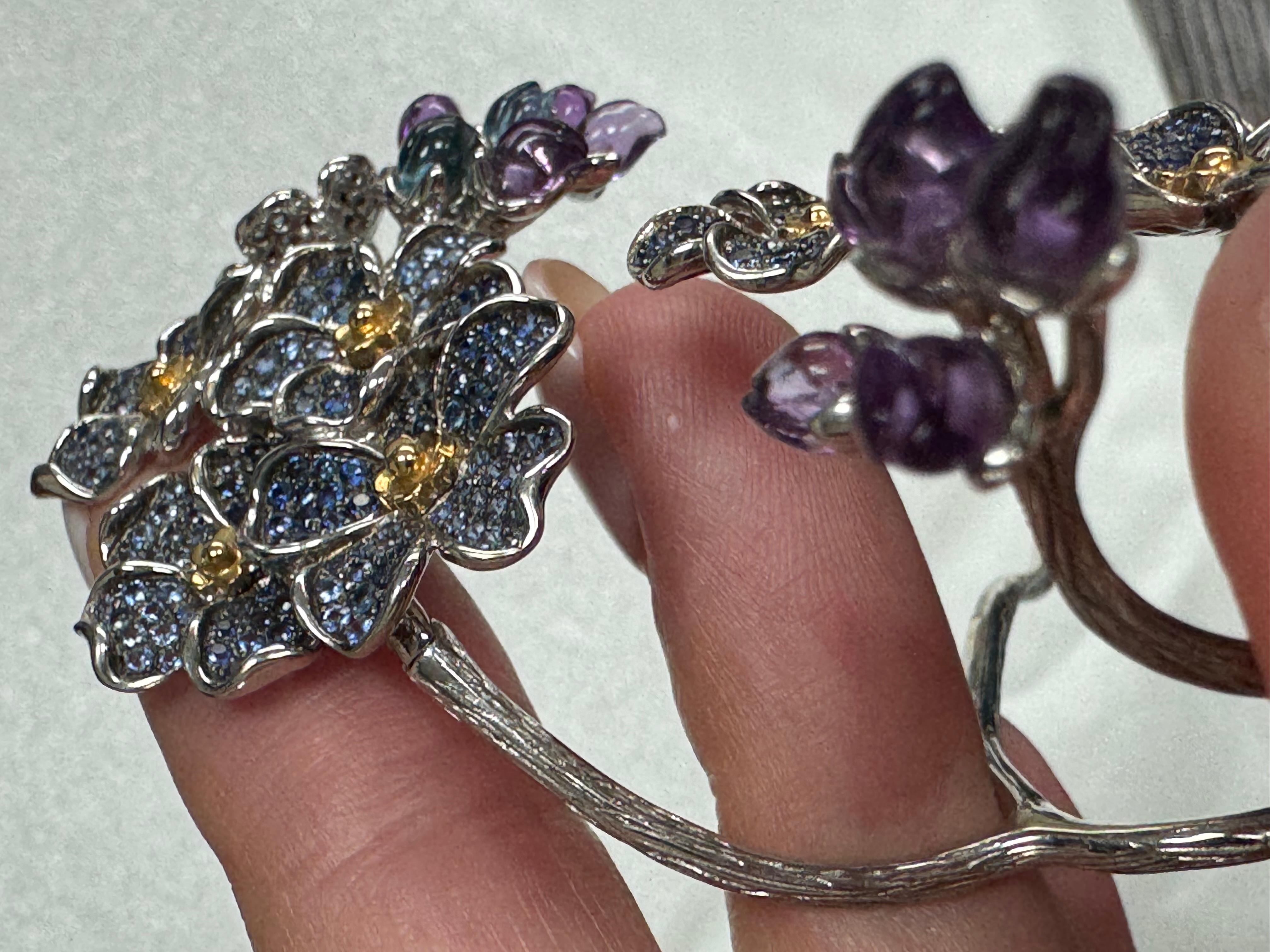 Brilliant Cut Designer Hand Bracelet with Blue Sapphire Flowers For Sale