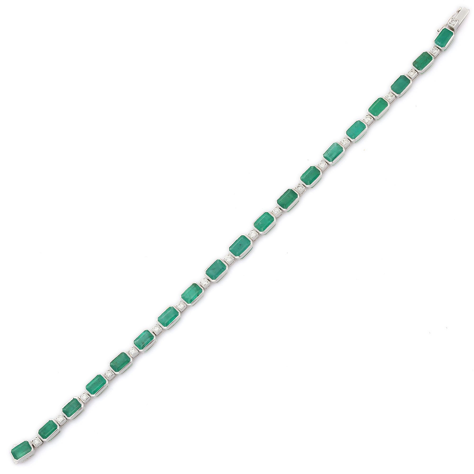 Octagon Cut Designer Handmade Tennis Bracelet in 18K White Gold 11.5cts Emerald and Diamond For Sale