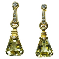 Diseñador Hans D Krieger Oro de 18 quilates Diamante Amarillo Berilo Pendientes colgantes largos