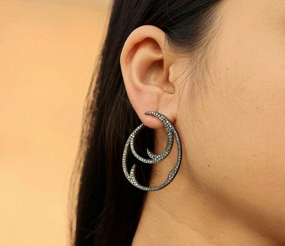 Designer Hoop Earring Pave Diamond 14k Gold&925 Silver Fashion Diamond Earring
Light weight can be worn everyday

Additional information:
Condition: New without tags: A brand-new, unused, and unworn item (including handmade items) that is not in