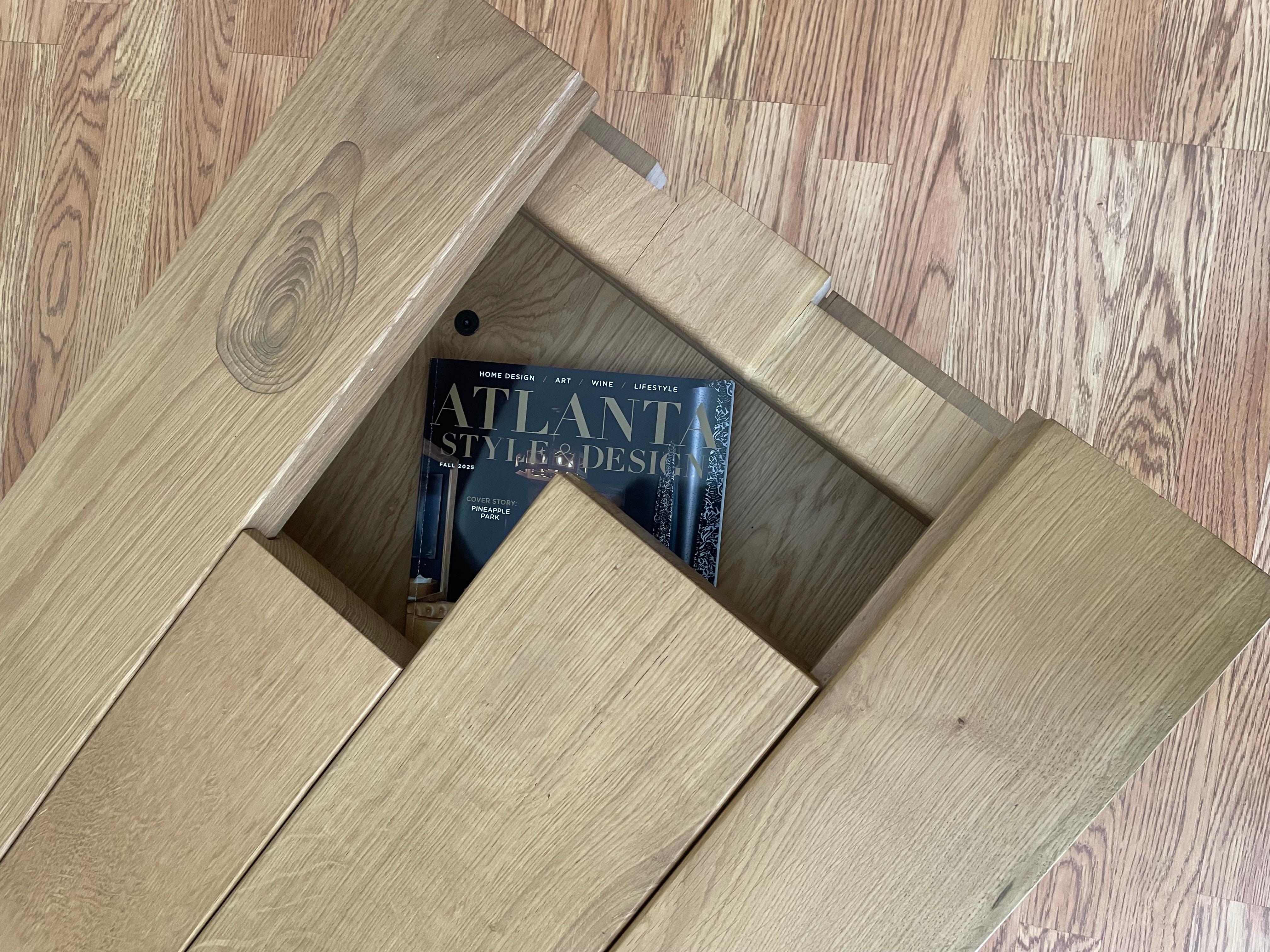 Designer Italian Solid Oak Coffee Table with Hidden Compartment and Laser Detail For Sale 4