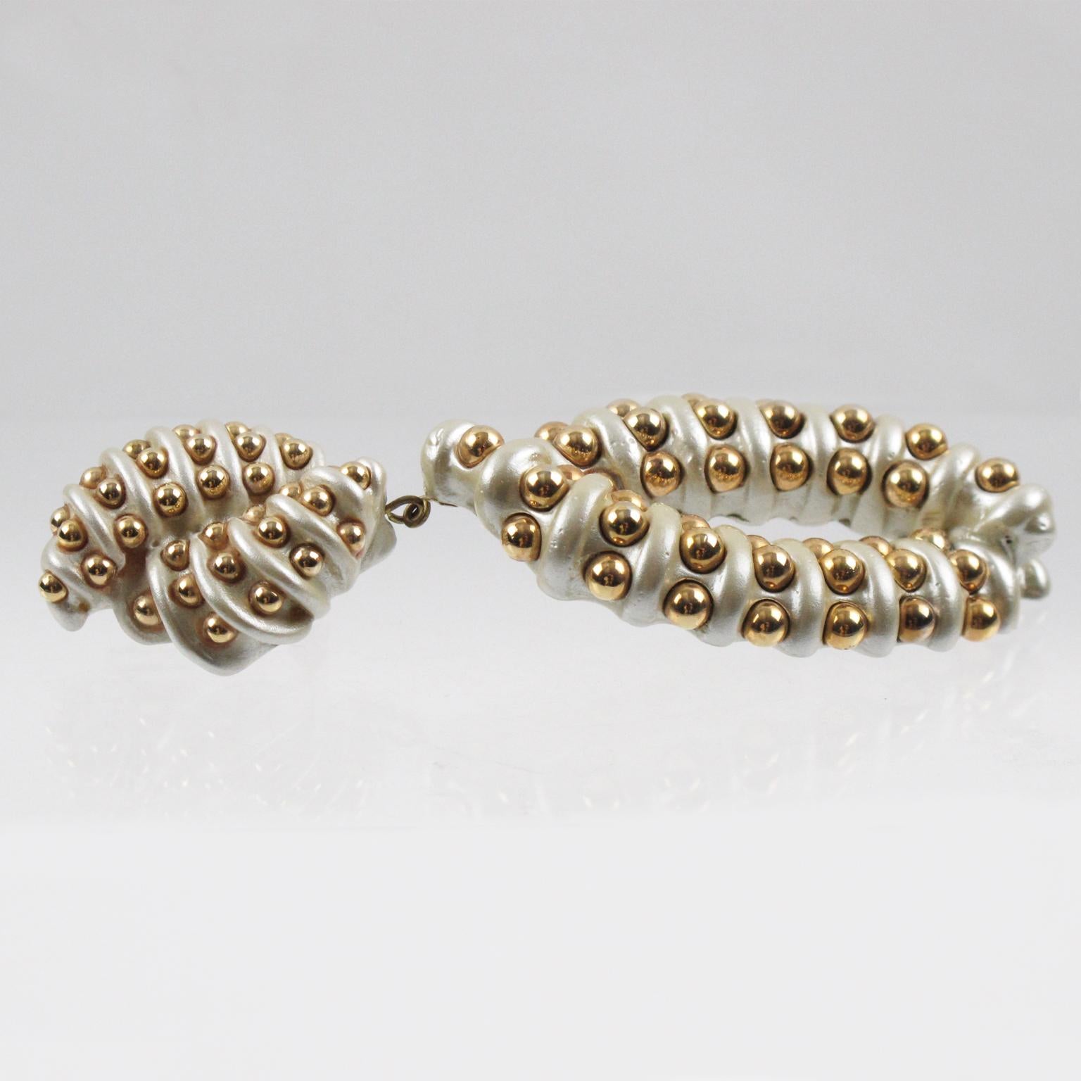 Designer Jewellians Oversized Pearlized Resin Dangle Clip Earrings For Sale 1