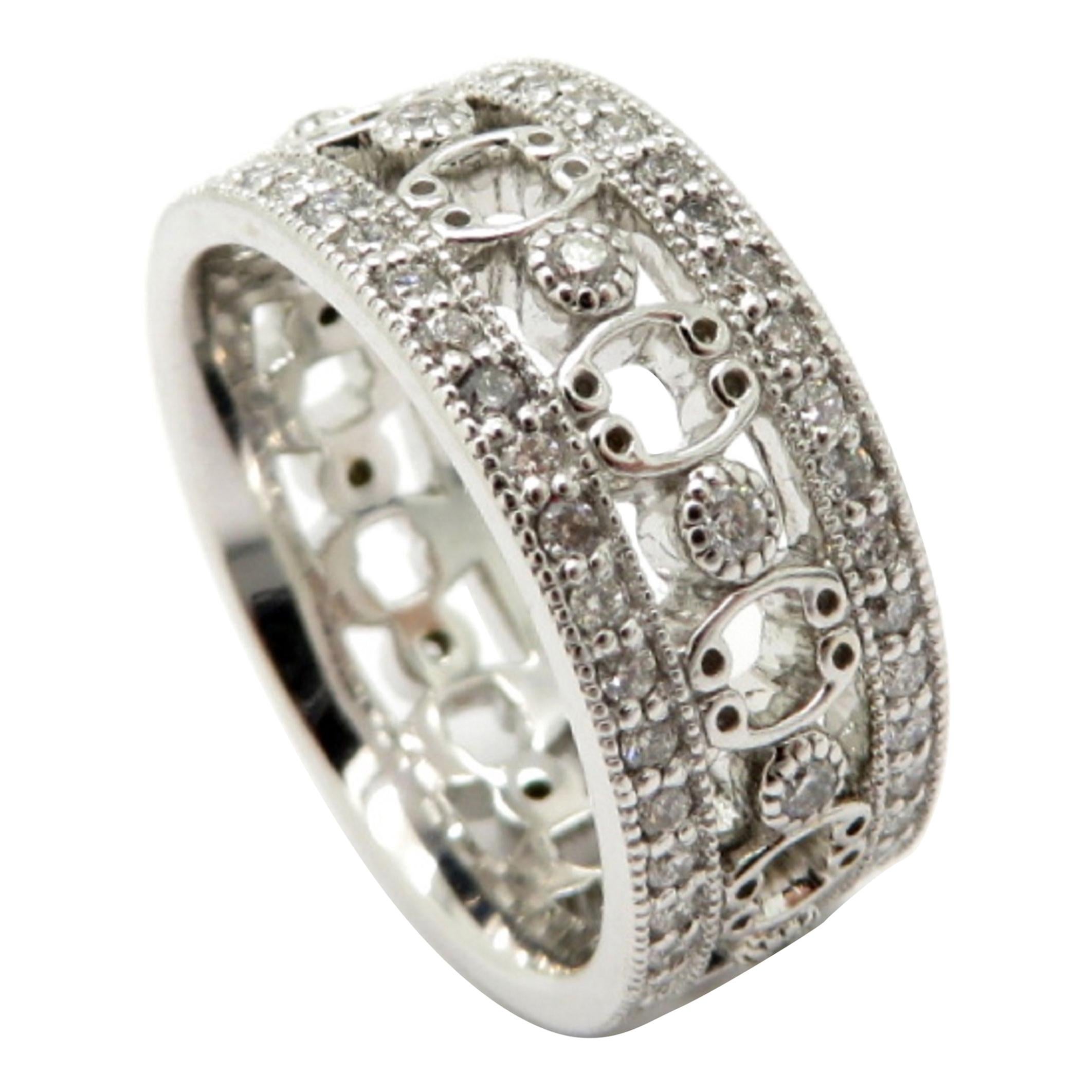 Anneau d'éternité en or blanc 18 carats et diamants de la créatrice Jude Frances en vente