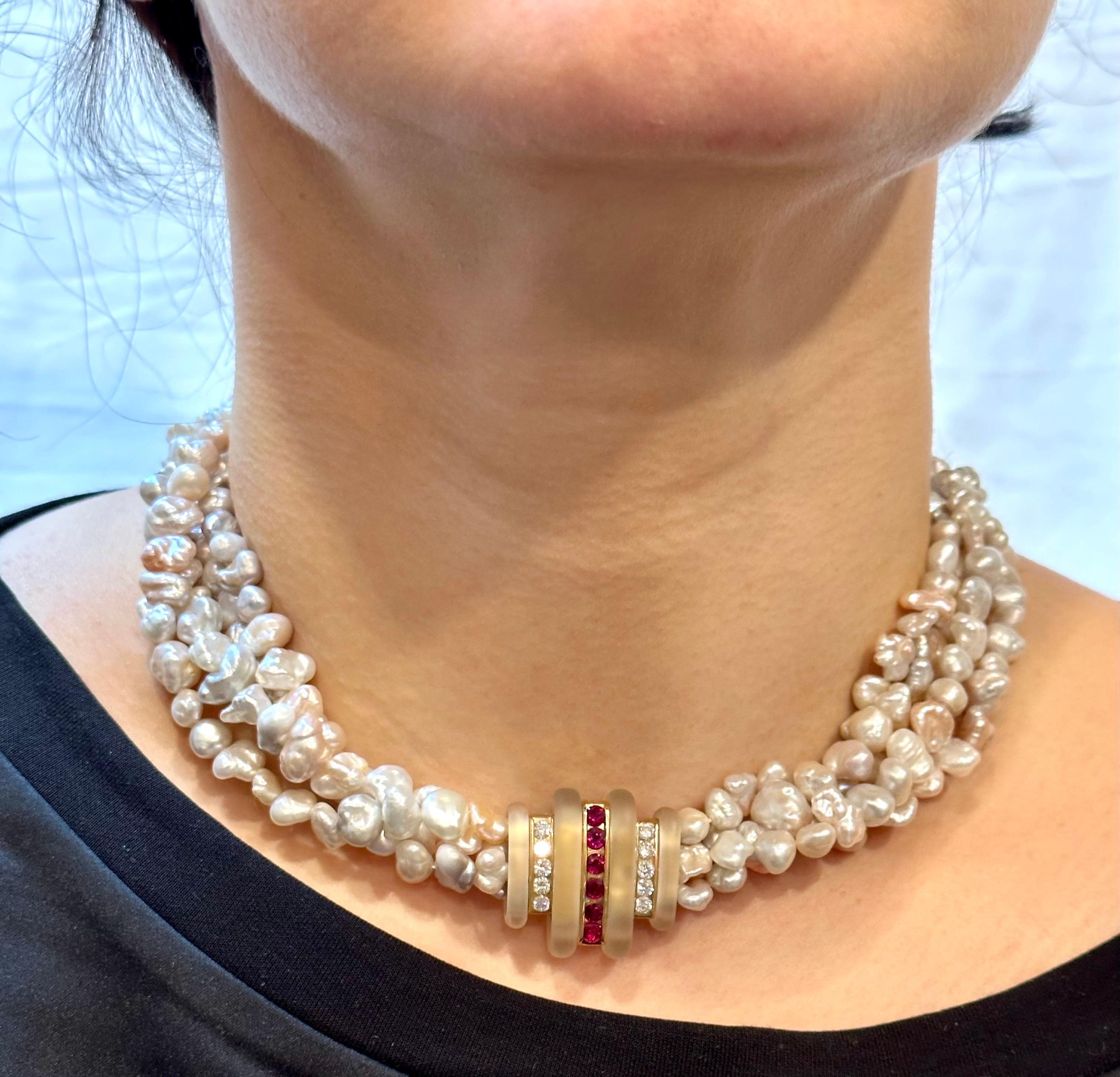 lagos pearl necklace