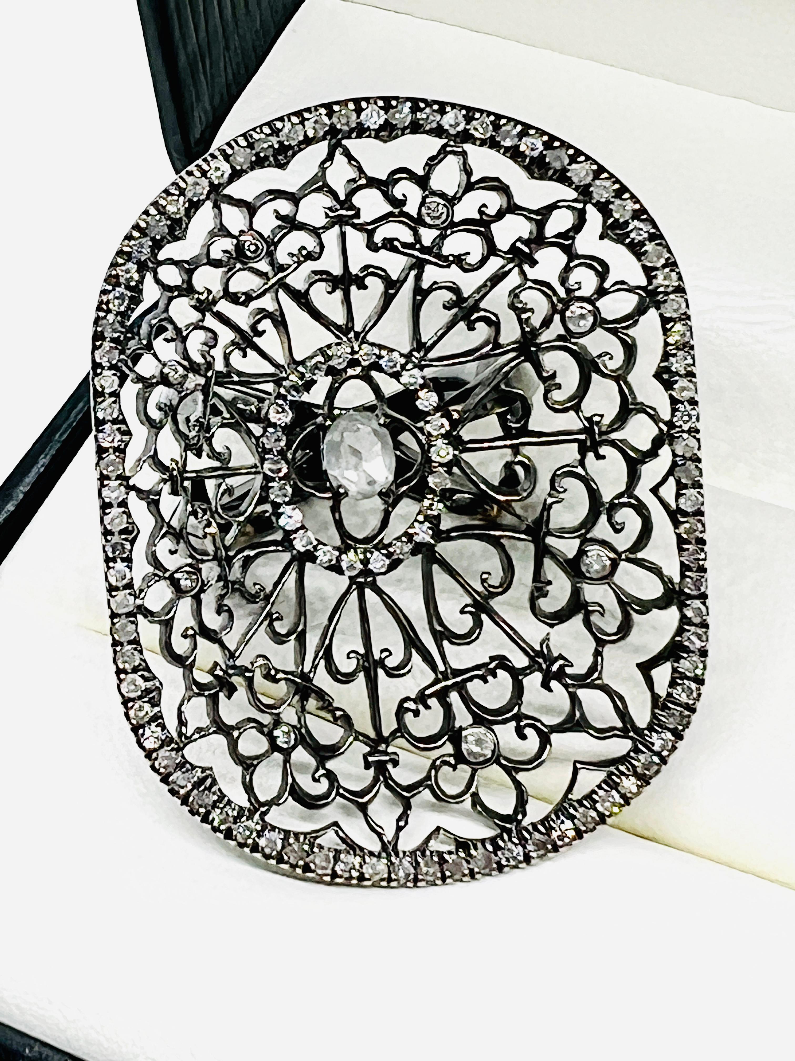 Women's or Men's Designer Loree Rodkin 18K White Gold & Diamond Oval Spider Web Ring Size 7.25 For Sale