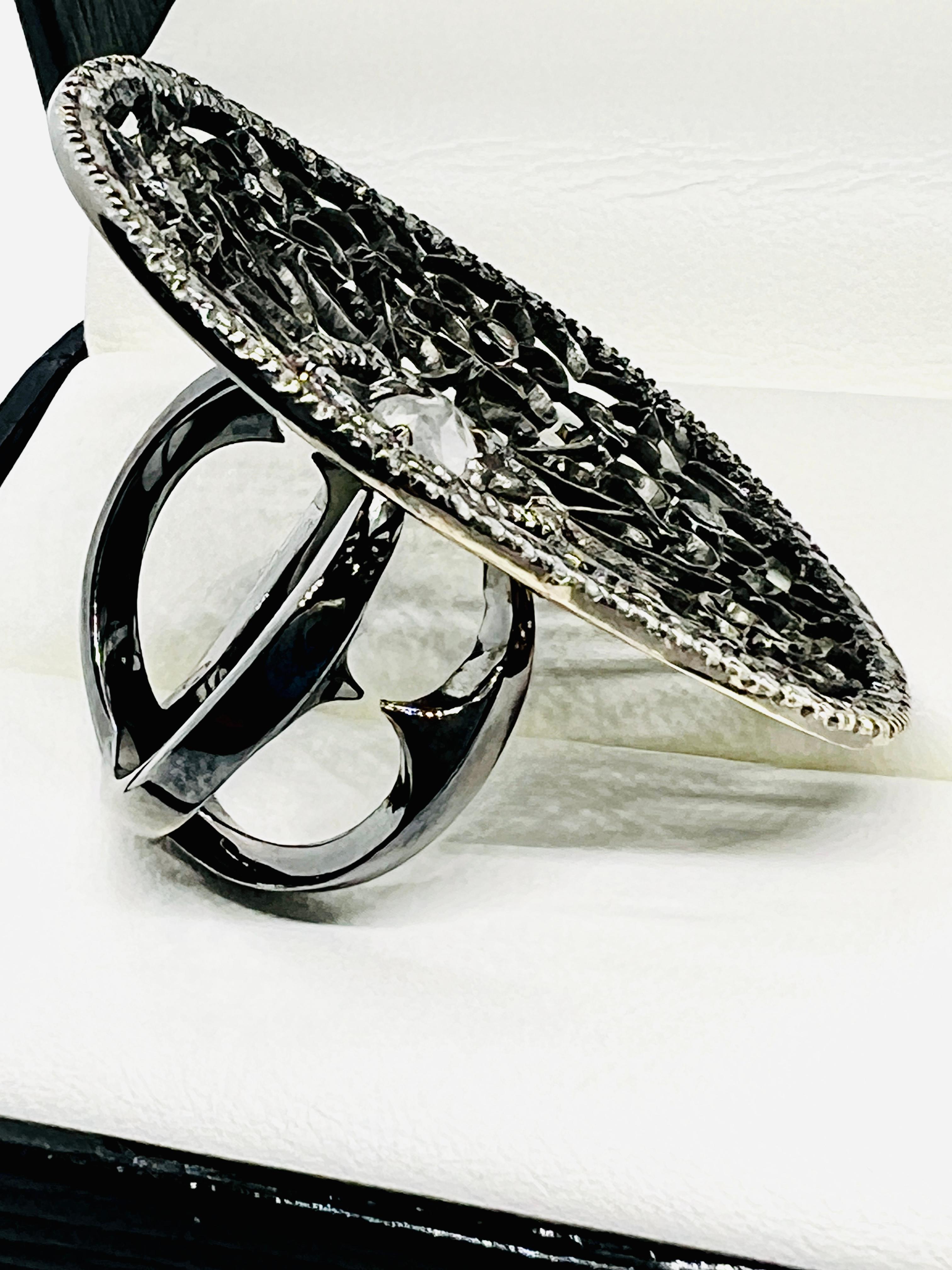 Designer Loree Rodkin 18K White Gold & Diamond Oval Spider Web Ring Size 7.25 For Sale 1