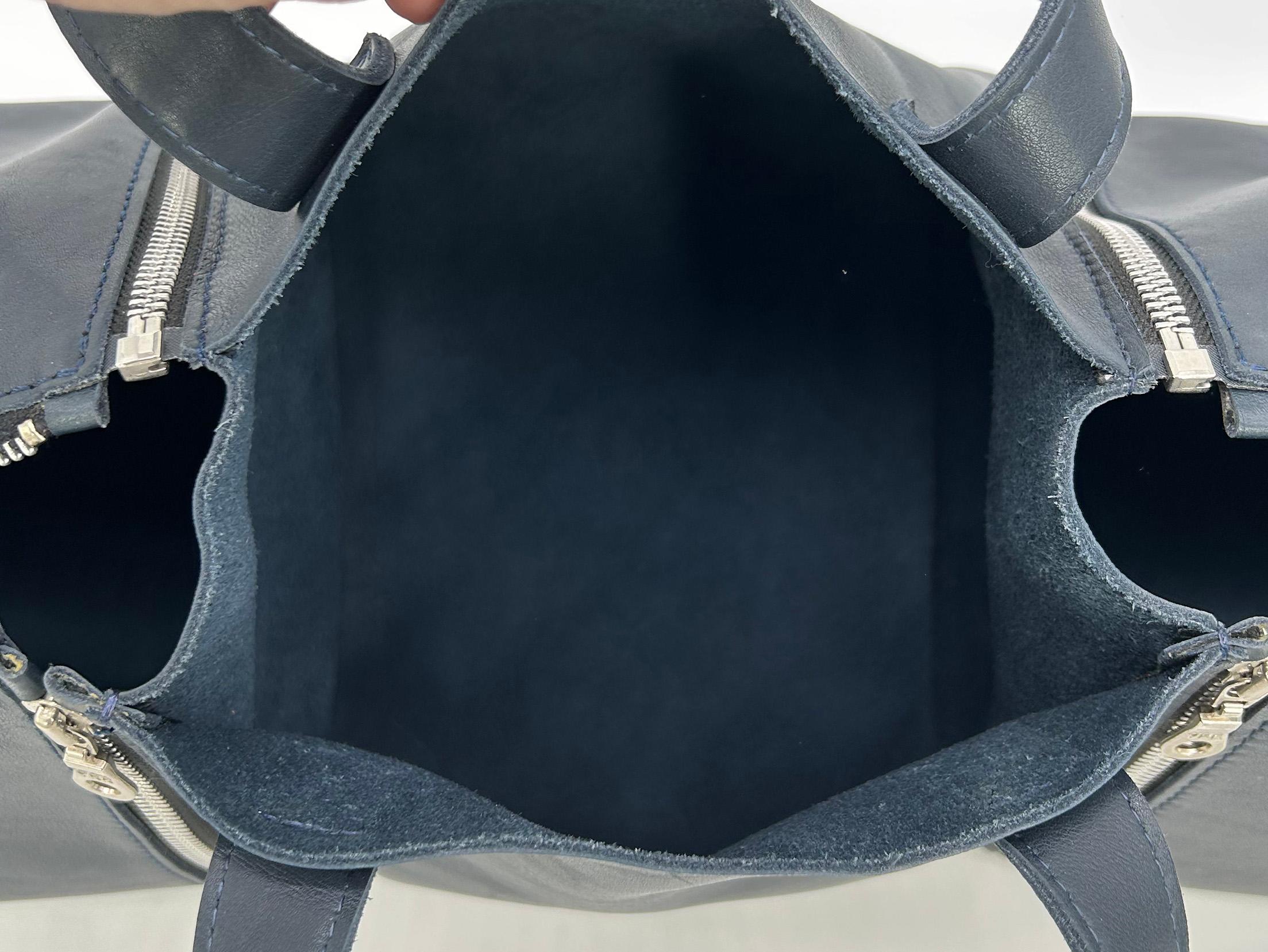Bolso de diseño Made in Italy Azul Marino Piel 3 en 1 Bolso Tote en venta 6