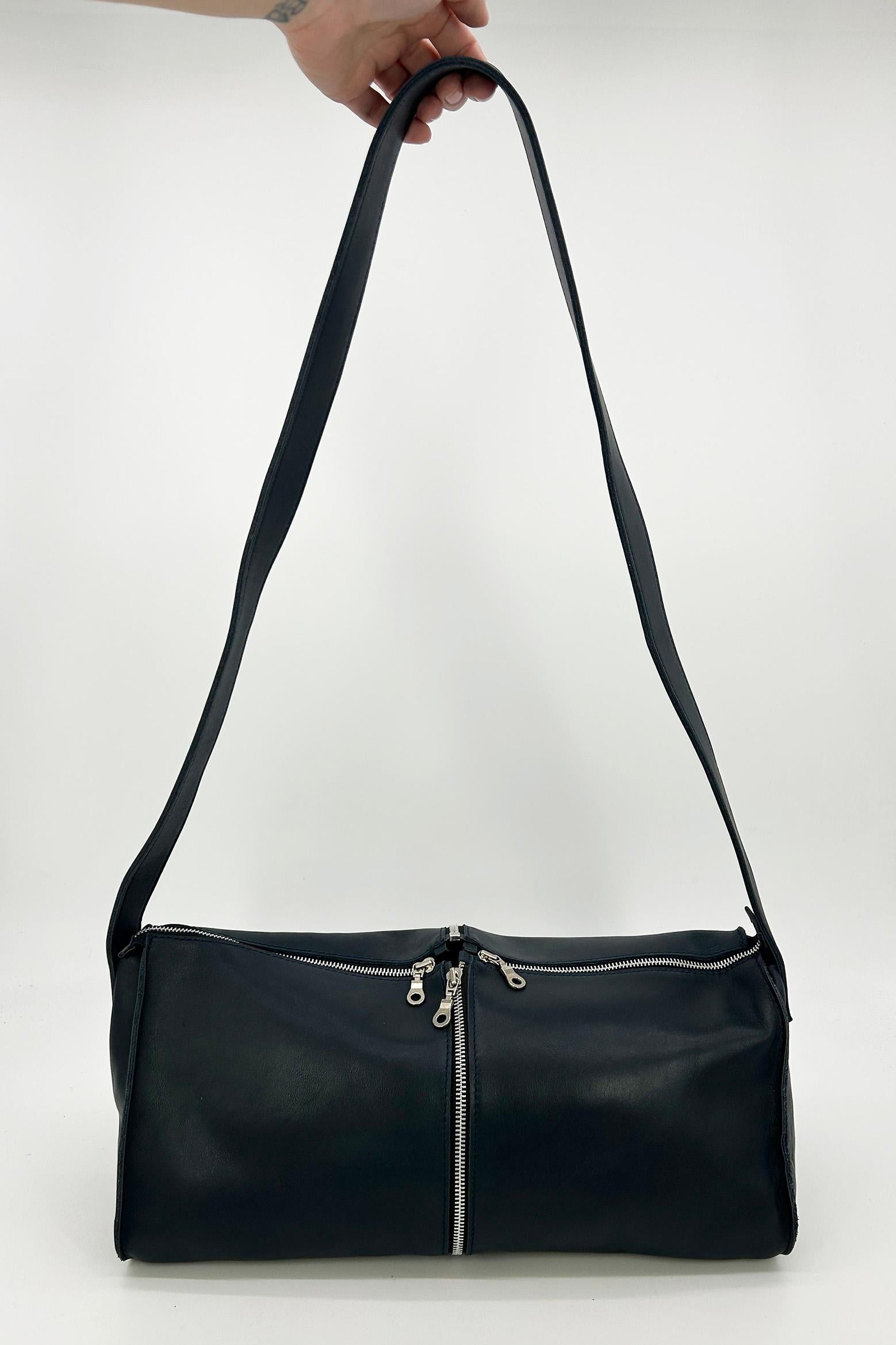Bolso de diseño Made in Italy Azul Marino Piel 3 en 1 Bolso Tote en venta 10