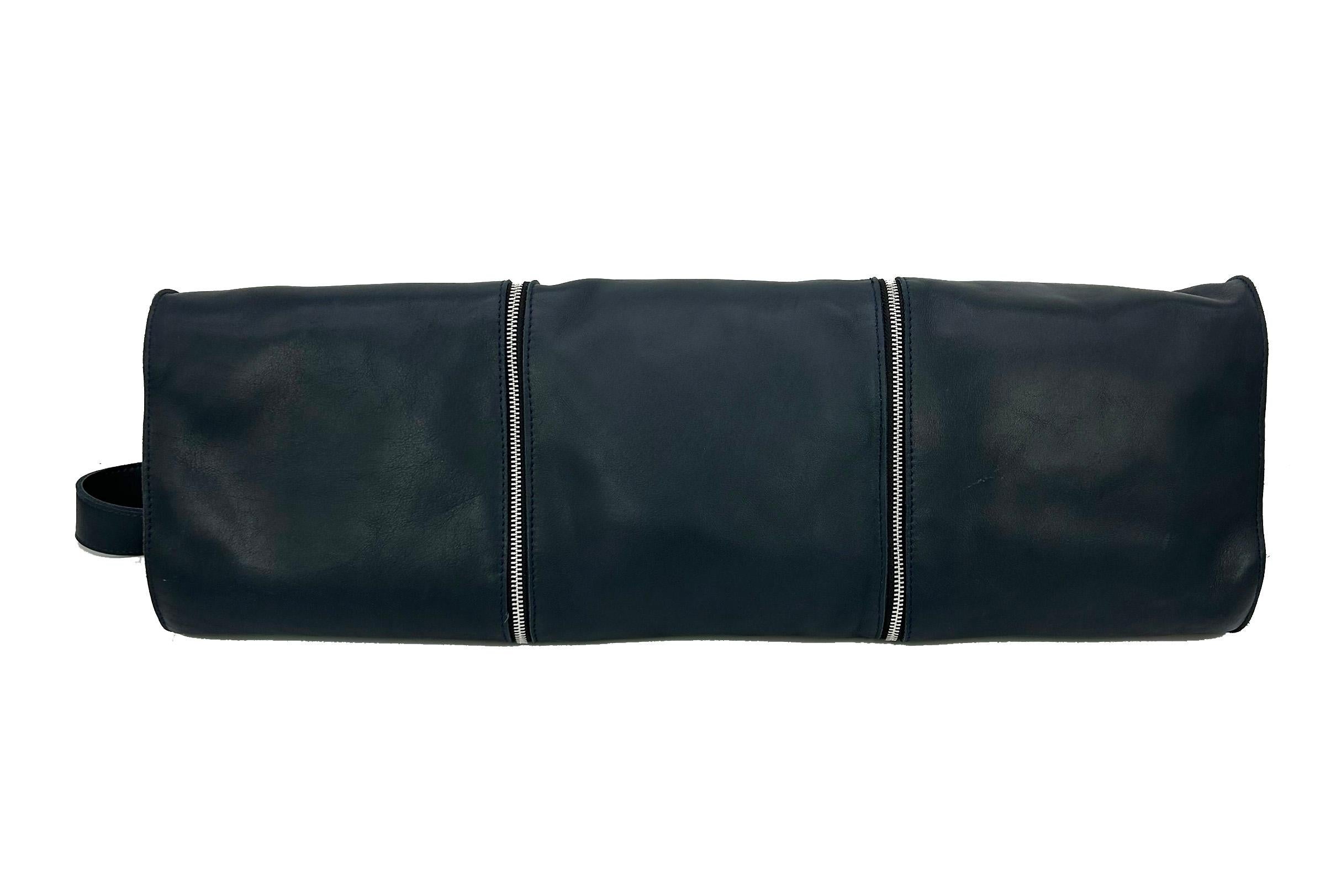 Bolso de diseño Made in Italy Azul Marino Piel 3 en 1 Bolso Tote en Bueno estado para la venta en Philadelphia, PA