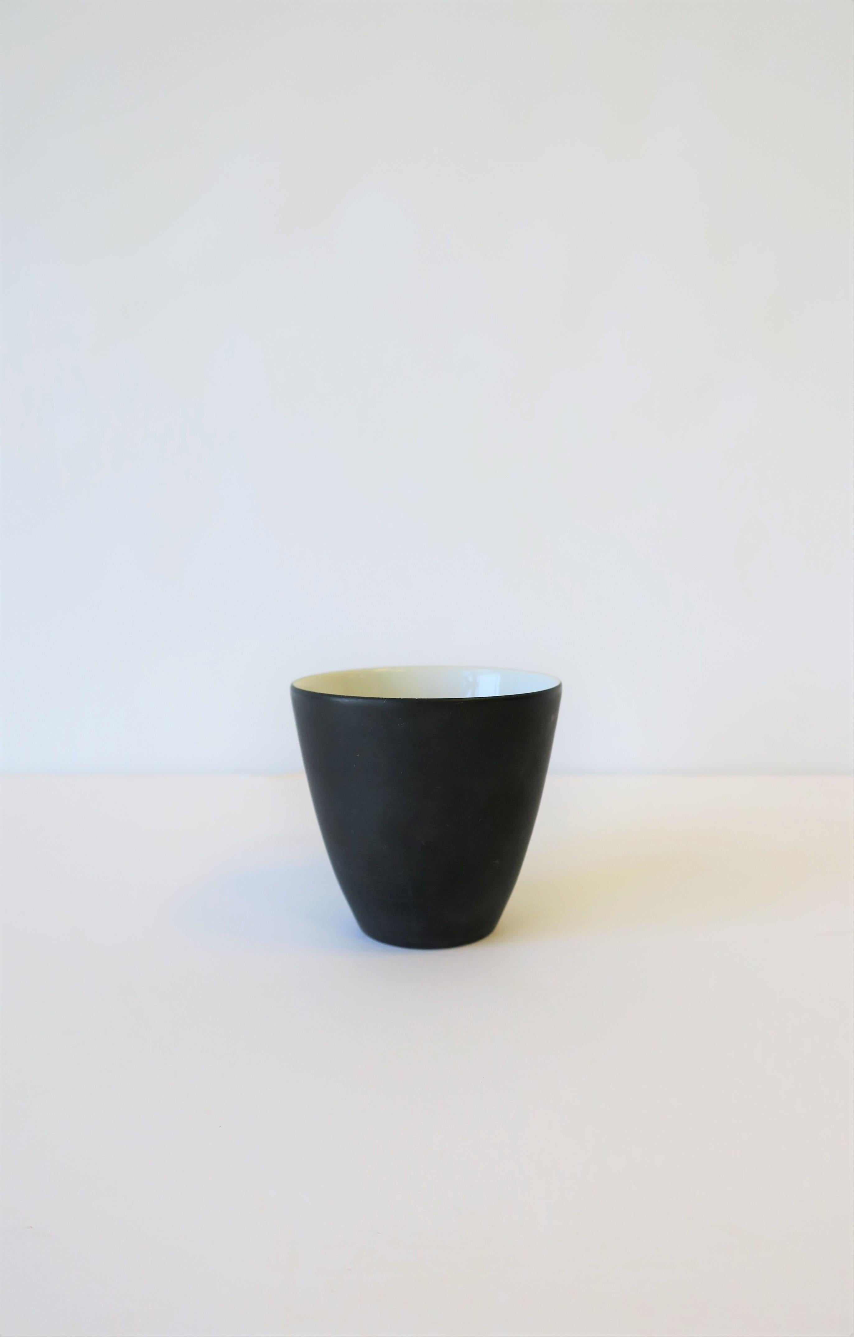 Mid-Century Modern Designer Ray Loewy Matte Black & White Espresso Coffee or Tea Demitasse Cup